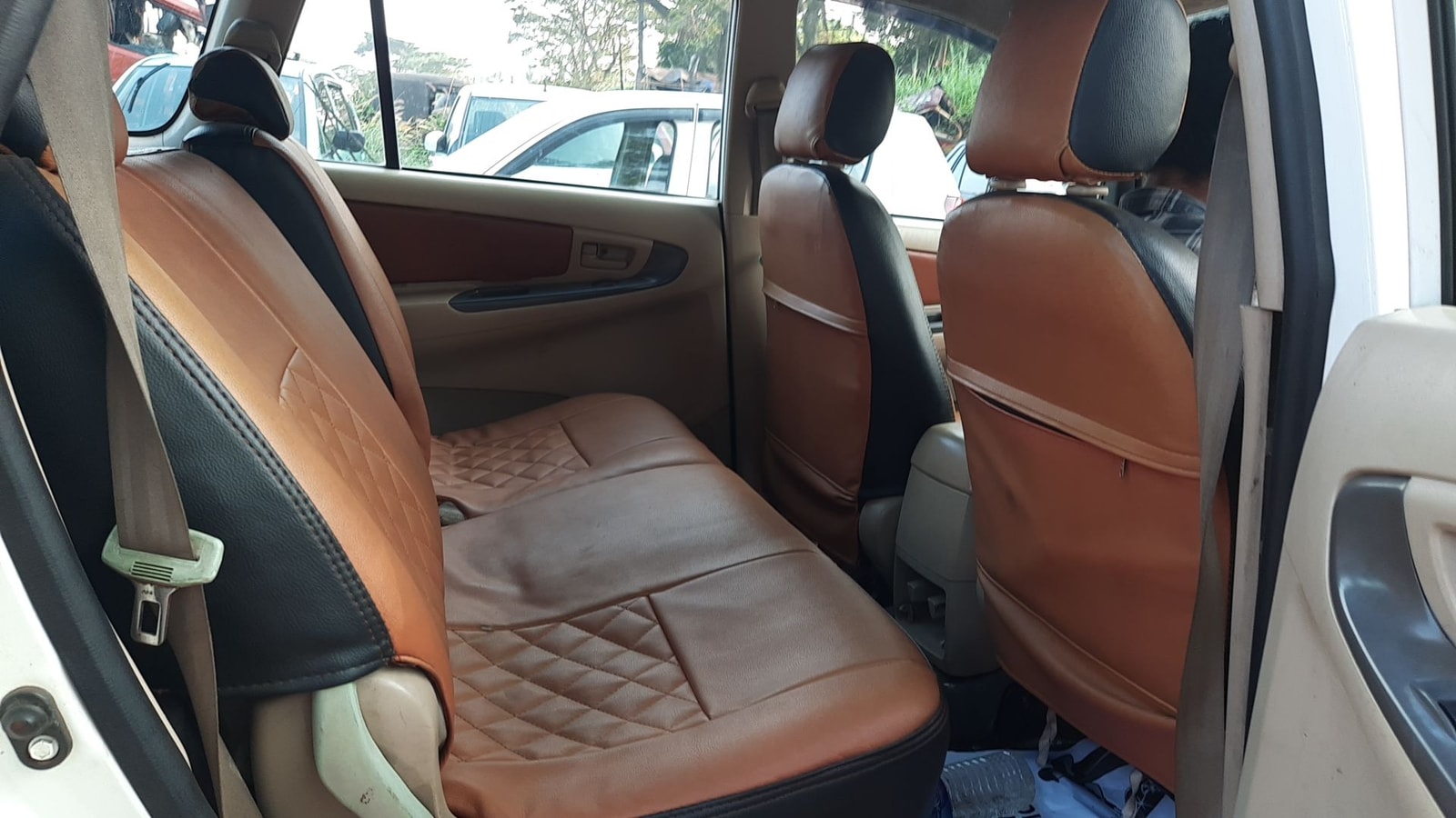 Innova image 19 Innova image 19