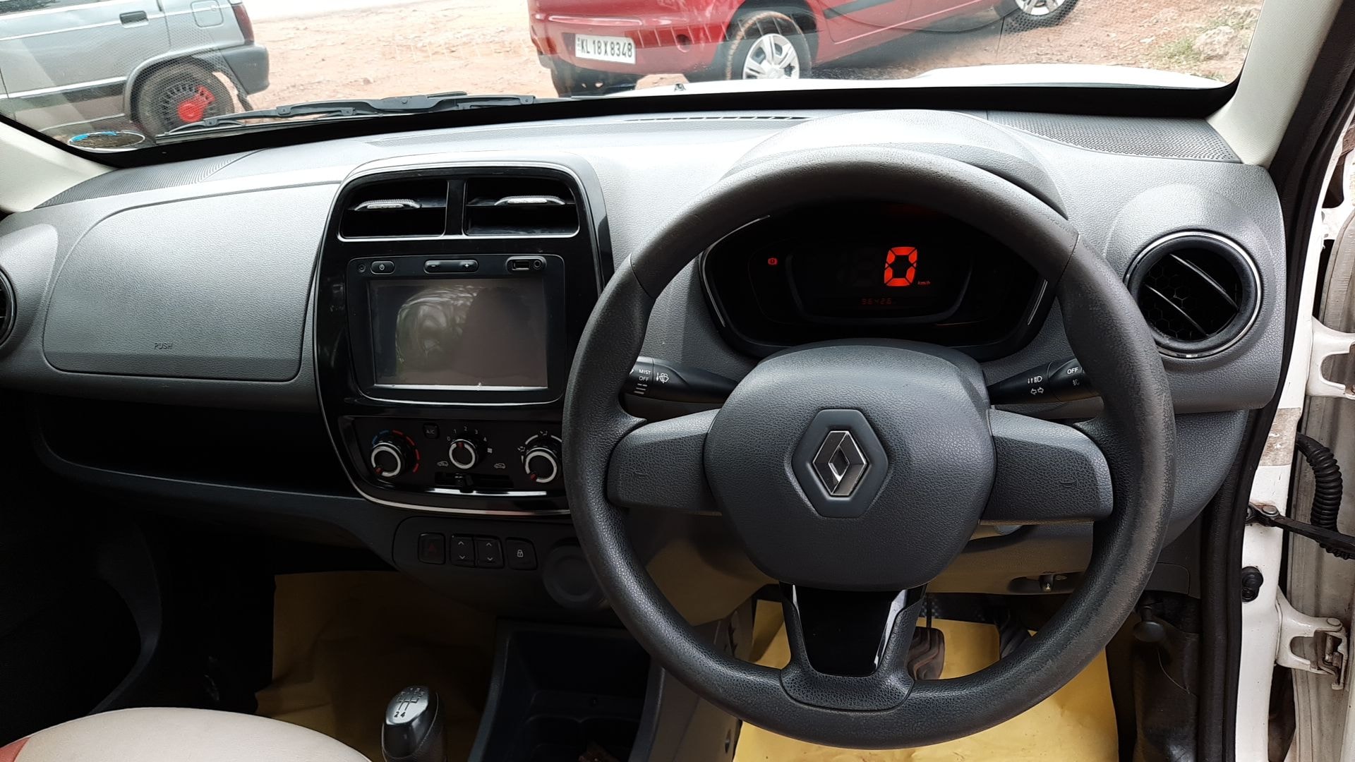 Kwid image 15 Kwid image 15