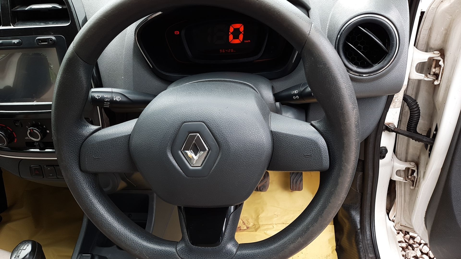 Kwid image 18 Kwid image 18