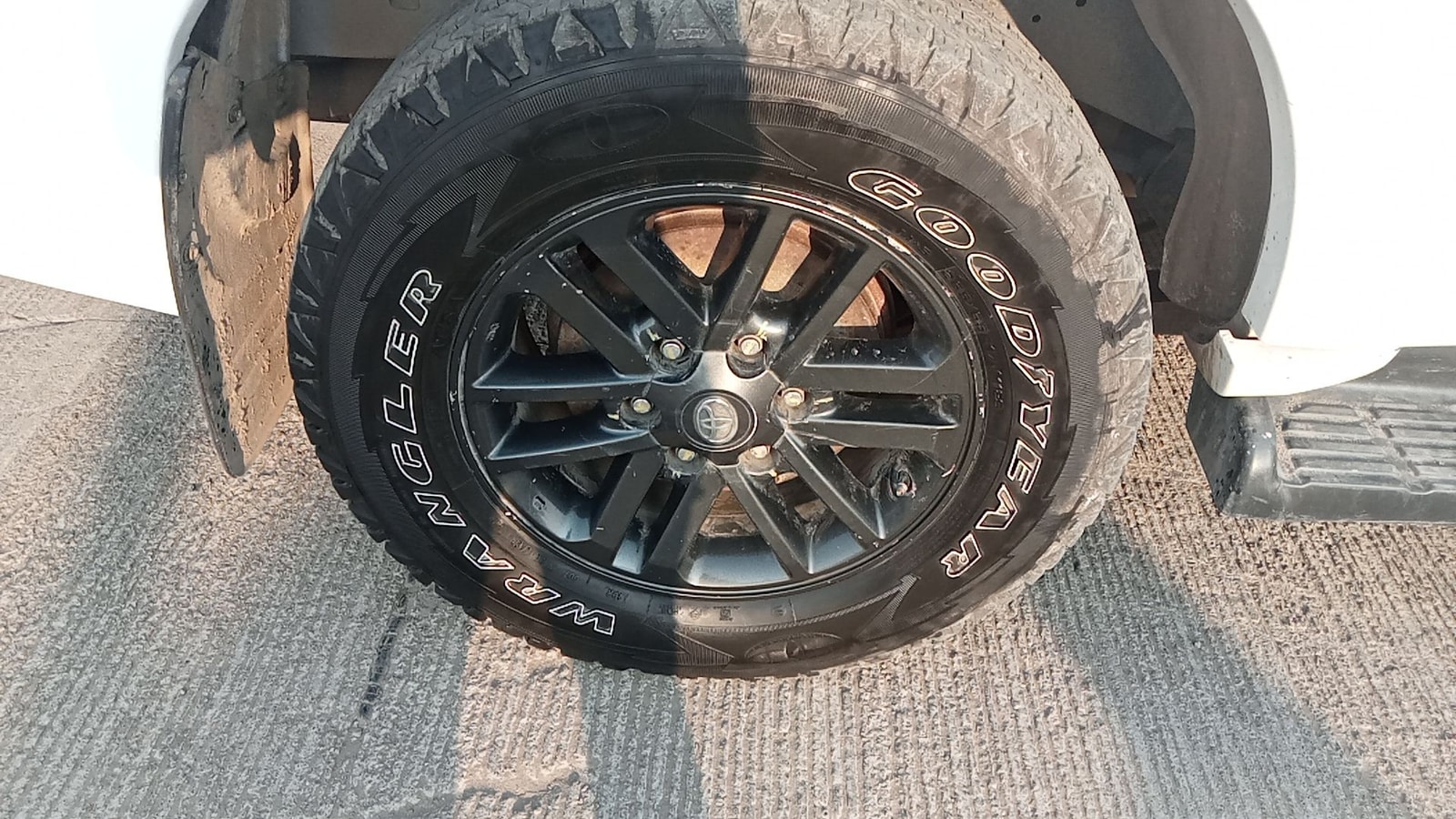 Fortuner image 5 Fortuner image 5