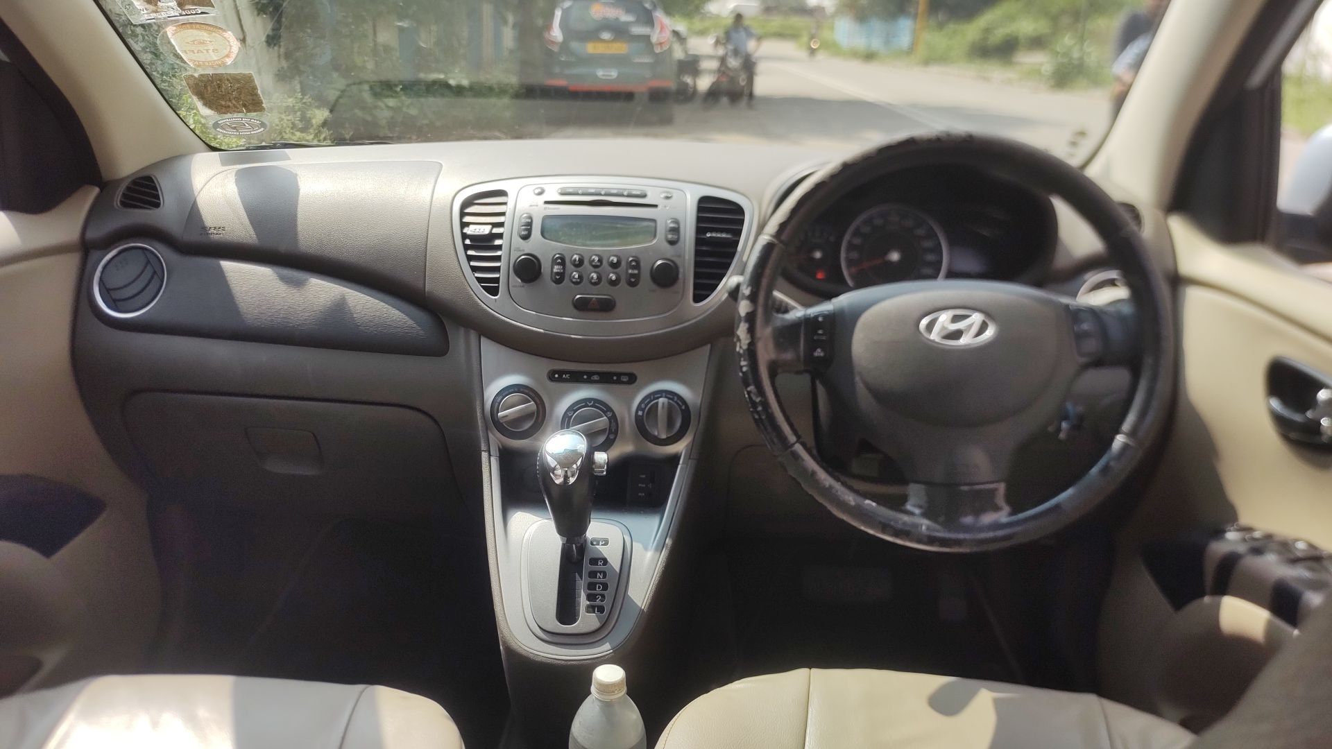 i10 image 15 i10 image 15