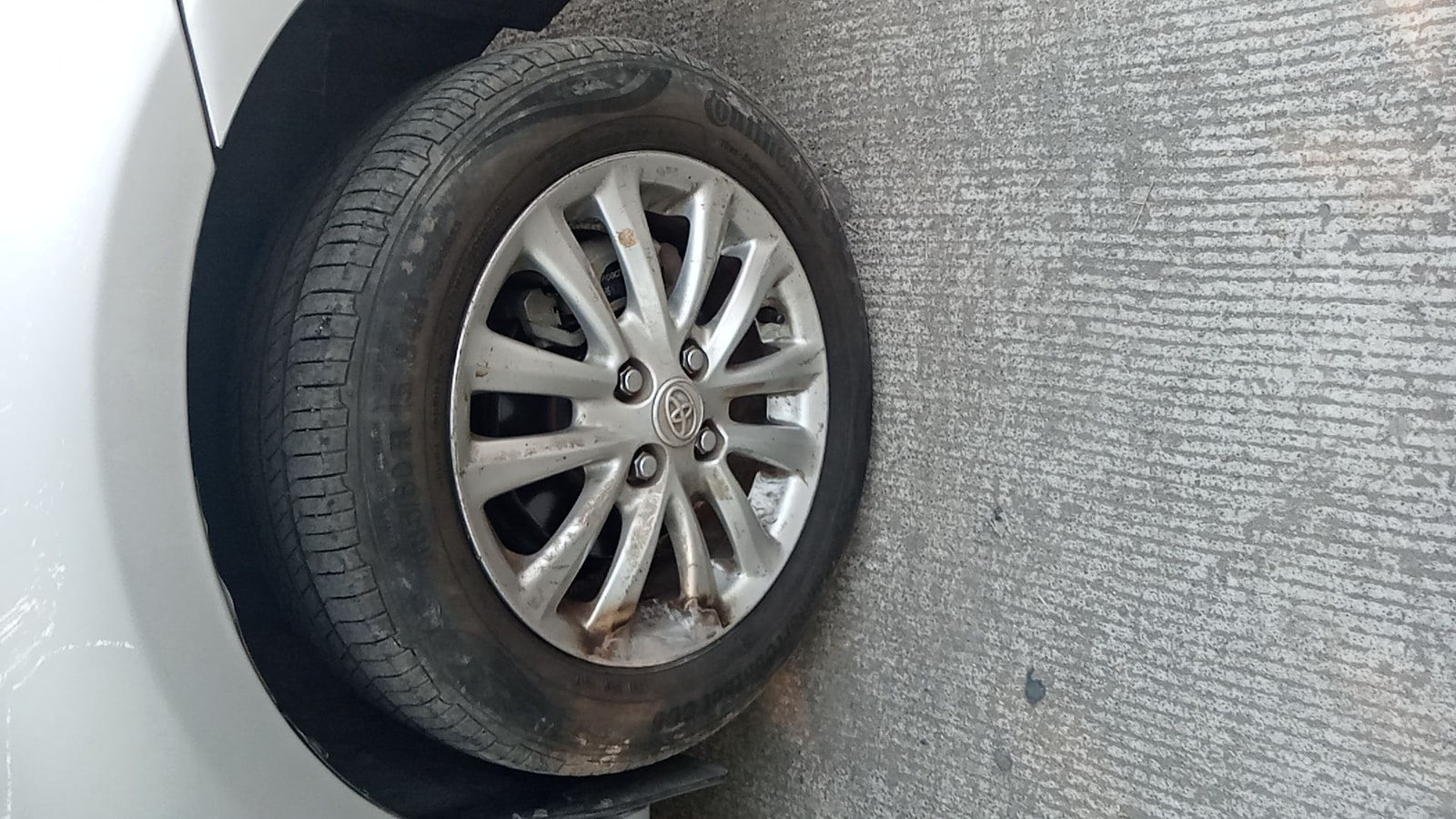 Etios image 11 Etios image 11