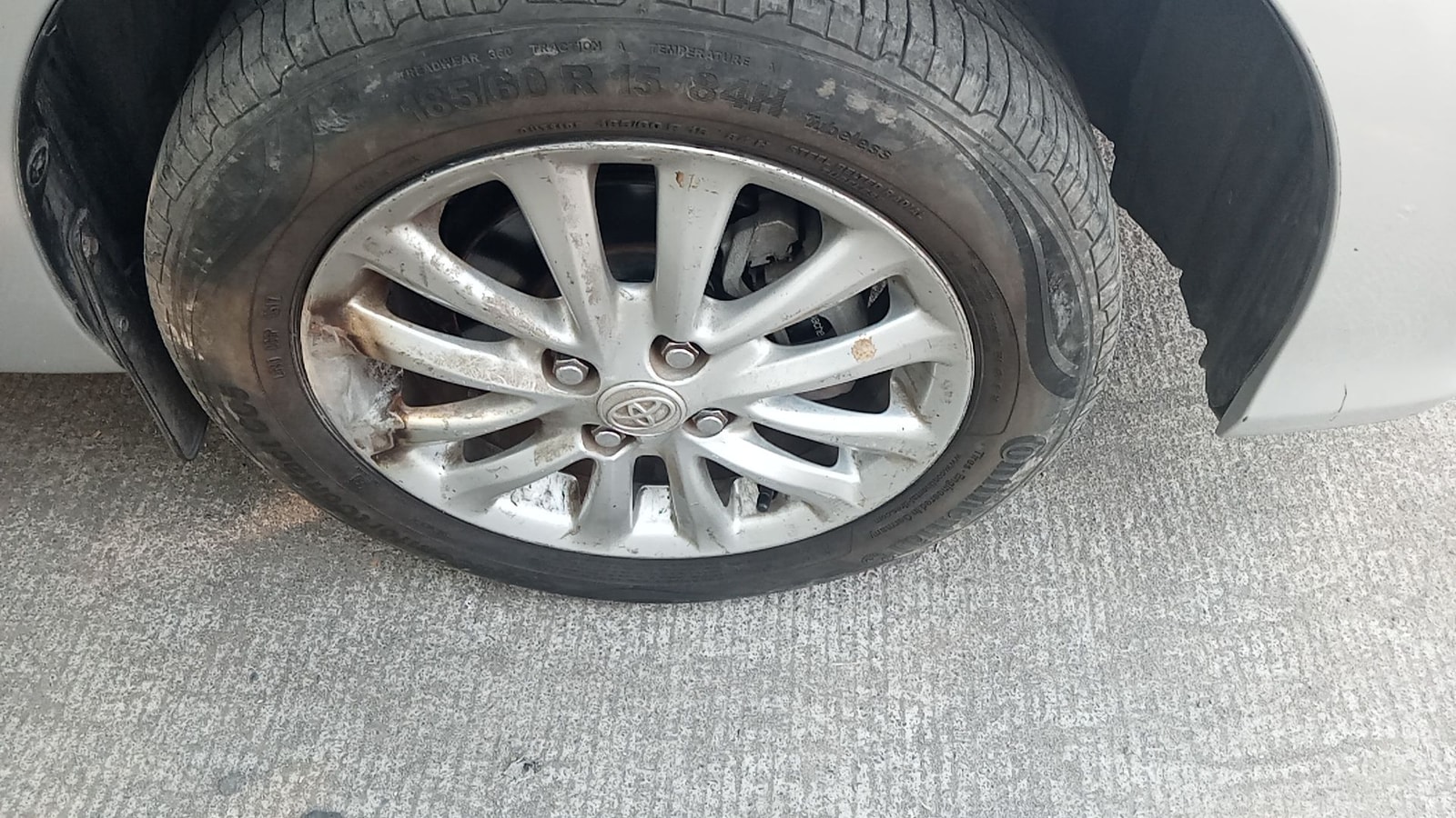 Etios image 5 Etios image 5