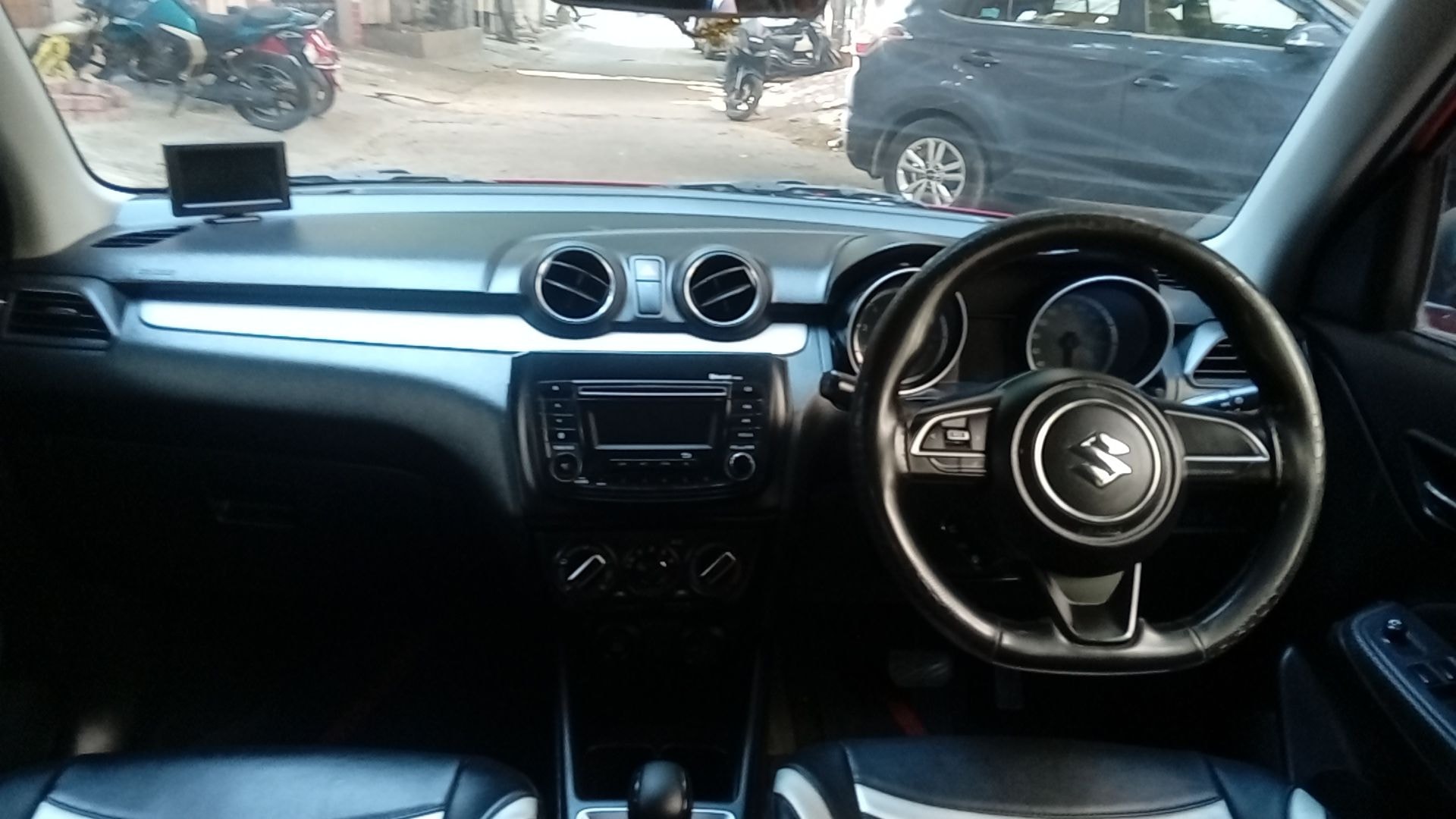 Swift image 15 Swift image 15