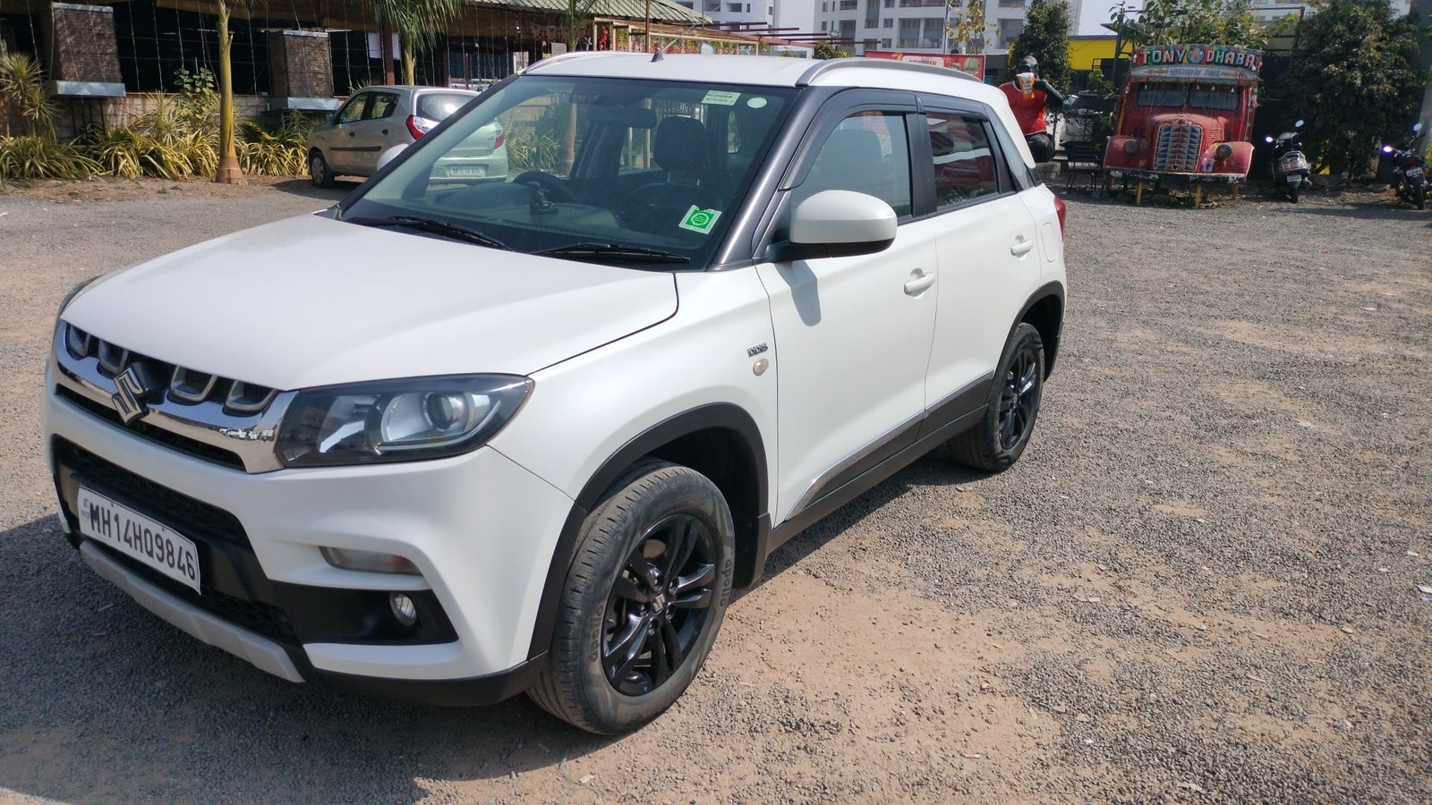 Vitara Brezza image 1 Vitara Brezza image 1