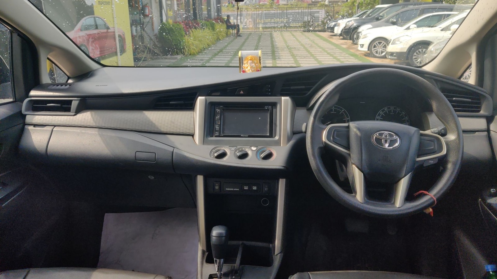 Innova Crysta image 15 Innova Crysta image 15