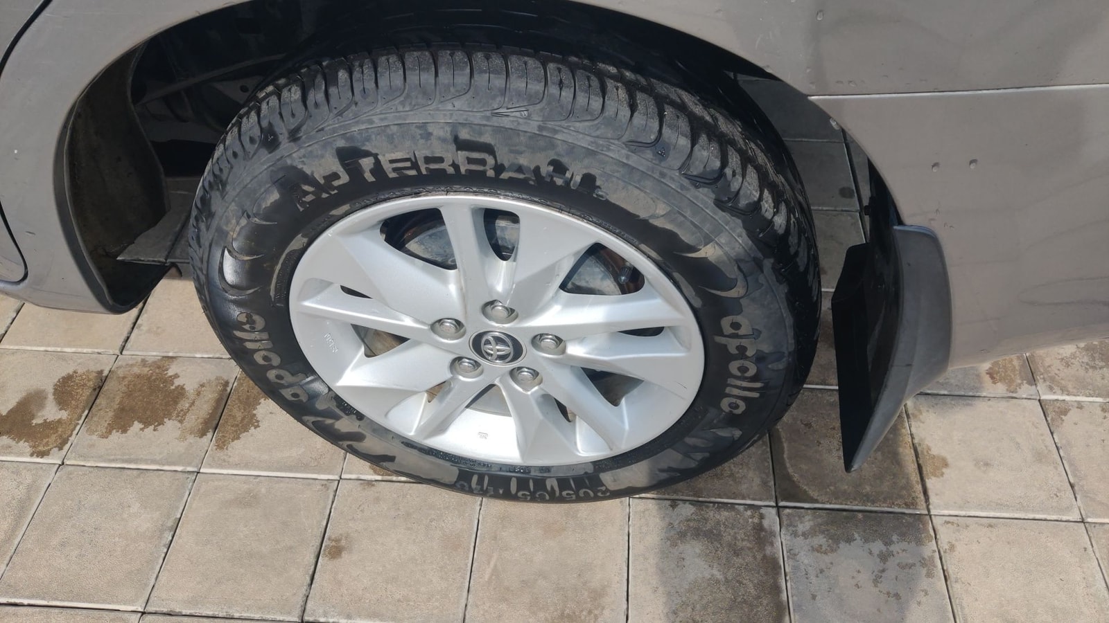 Innova Crysta image 11 Innova Crysta image 11