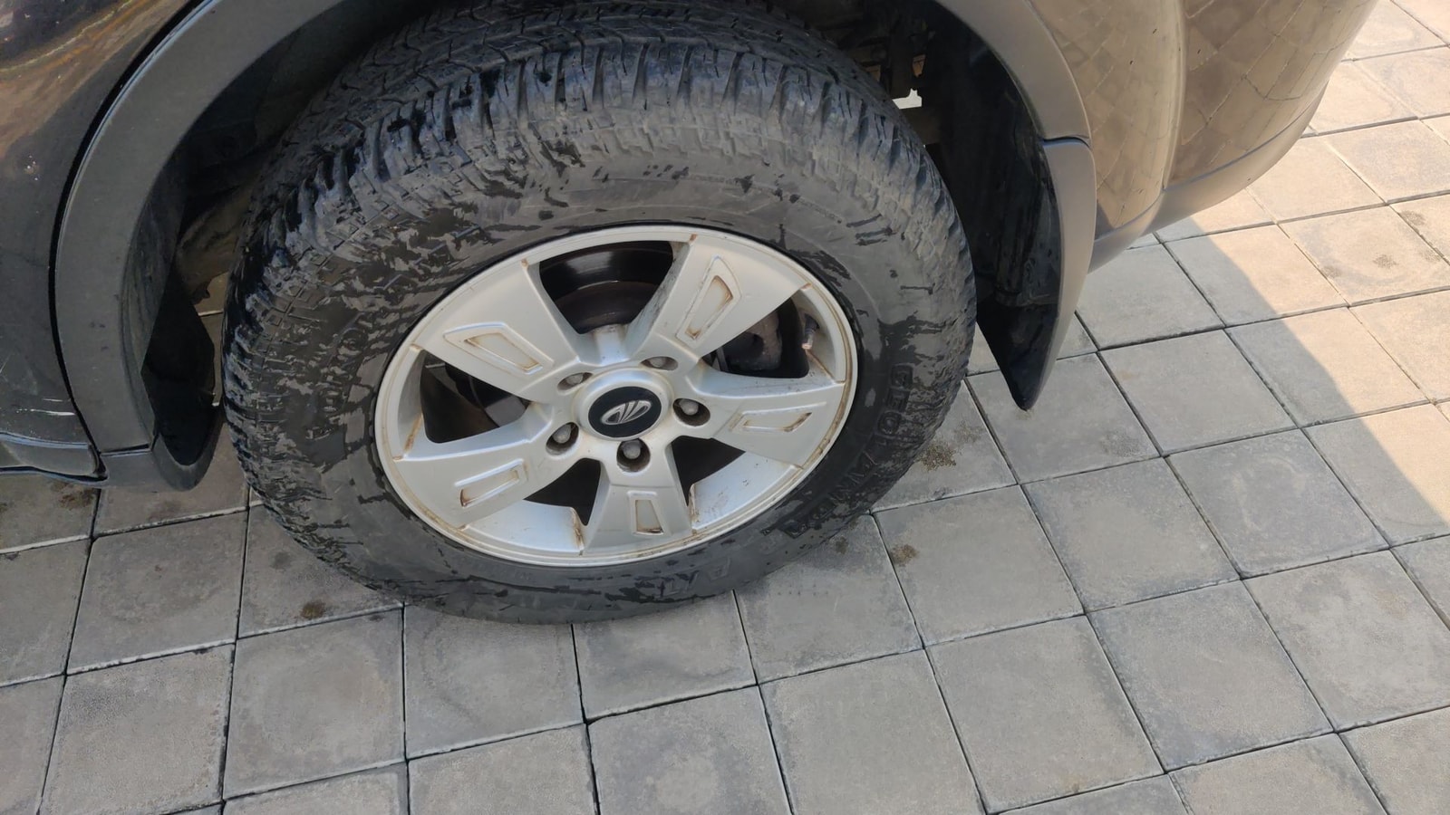 XUV500 image 5 XUV500 image 5