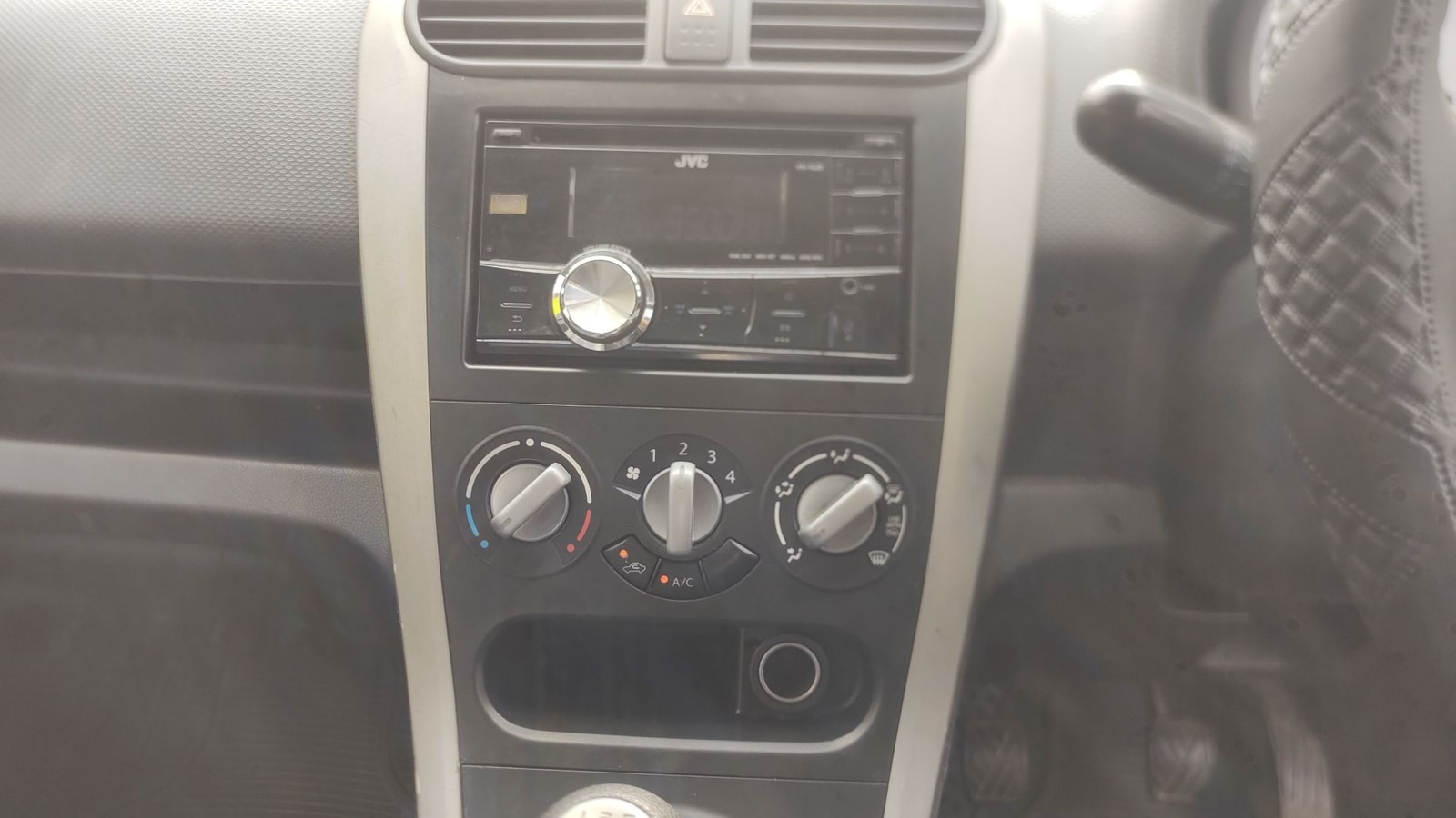 Ritz image 17 Ritz image 17