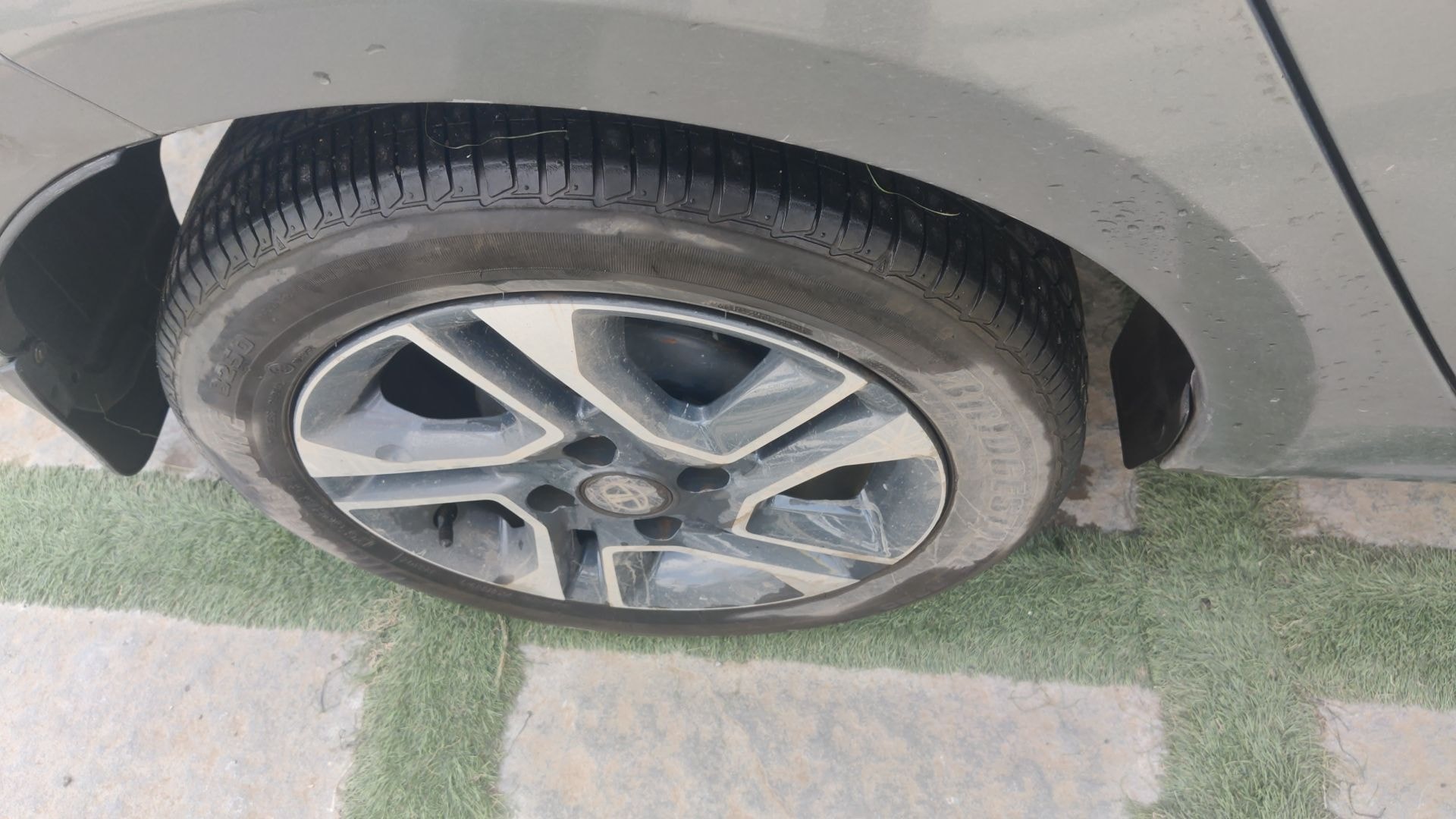 Tigor image 12 Tigor image 12