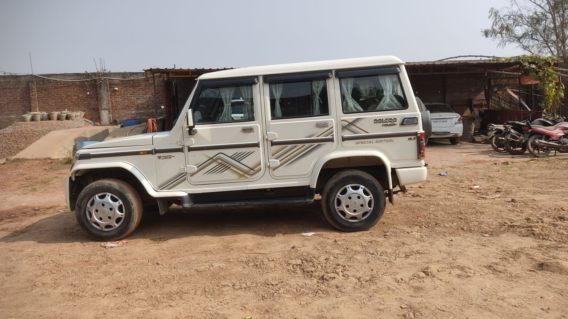 Bolero image 2 Bolero image 2