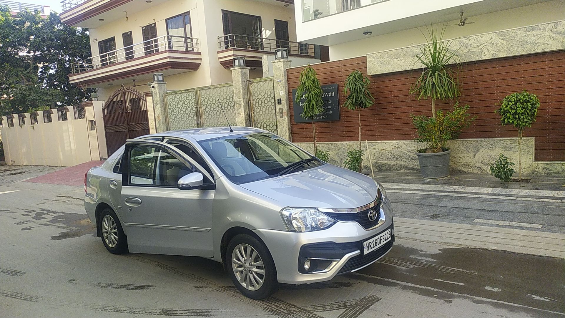 Etios image 8 Etios image 8