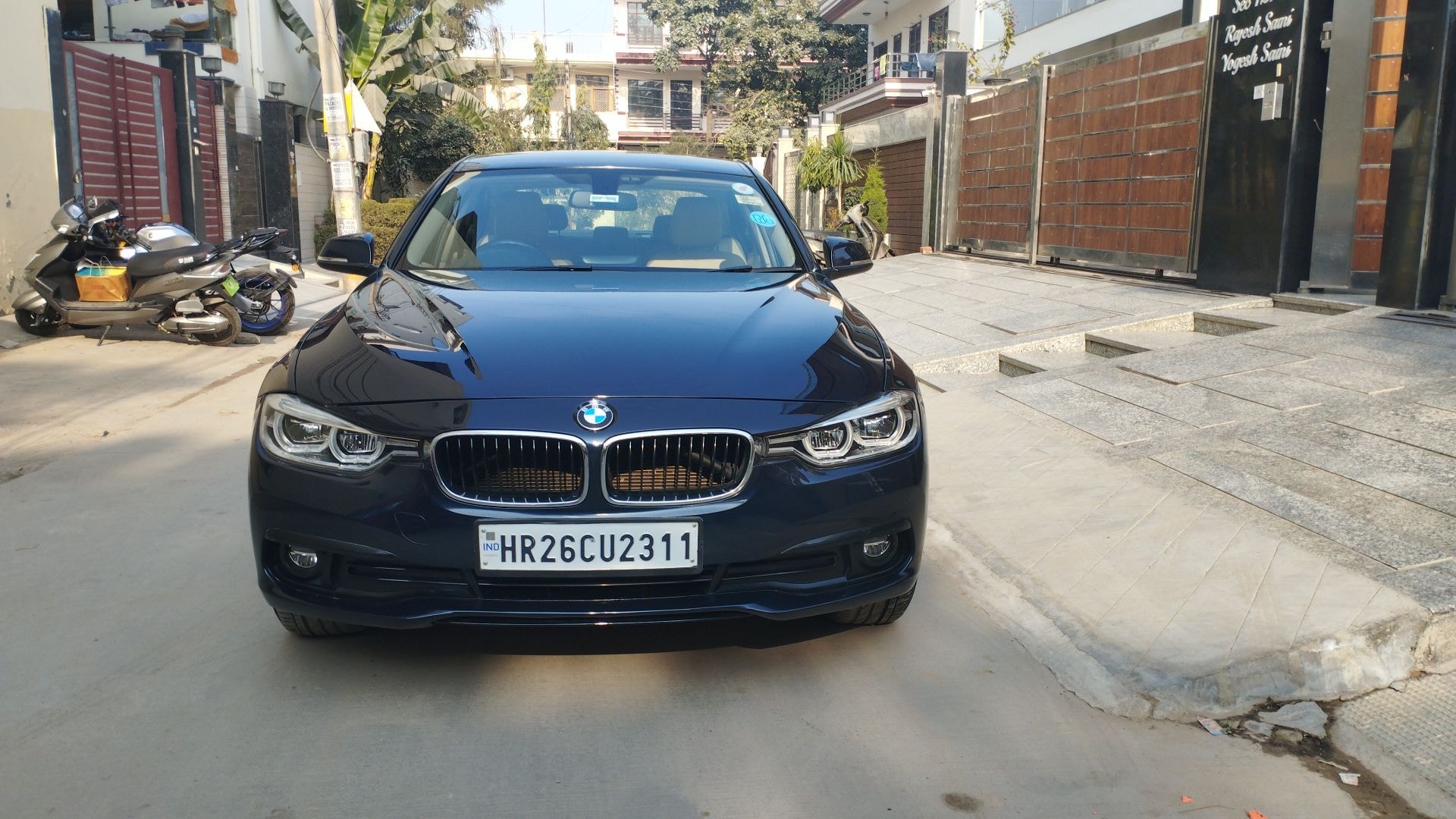 3 Series image 10 3 Series image 10