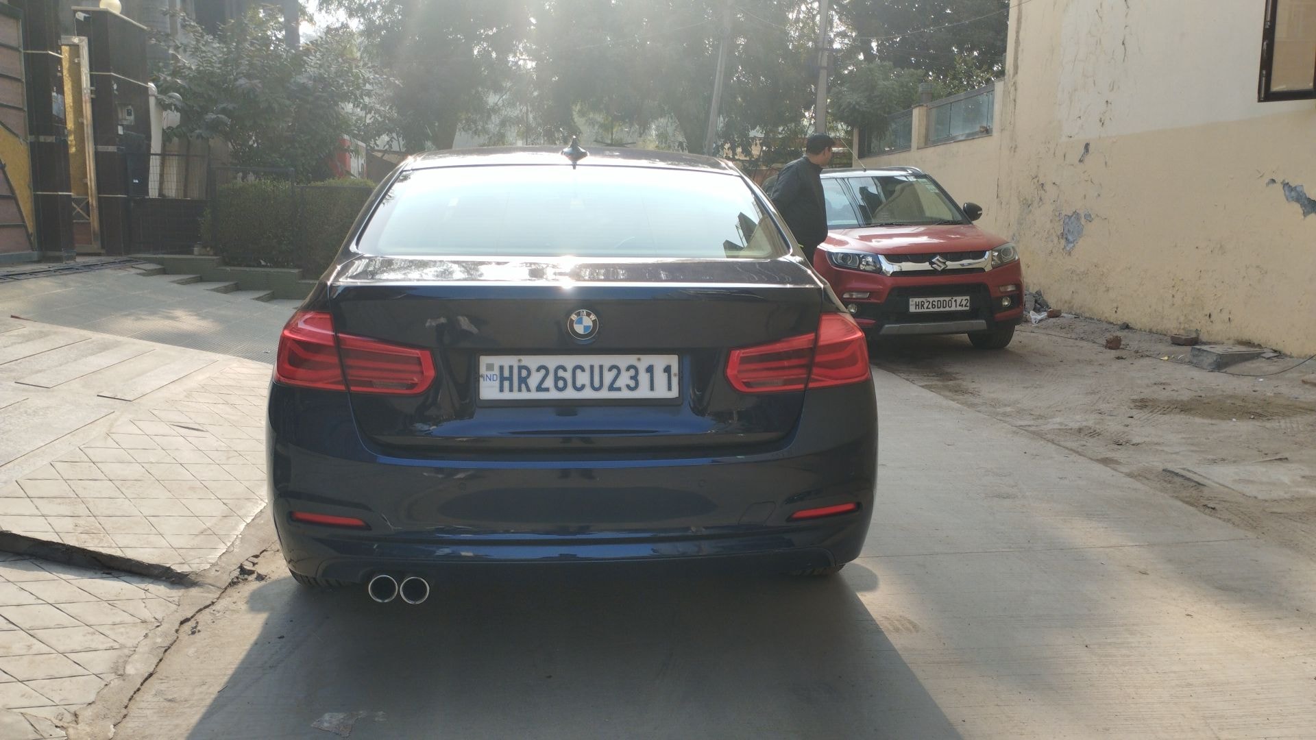 3 Series image 4 3 Series image 4