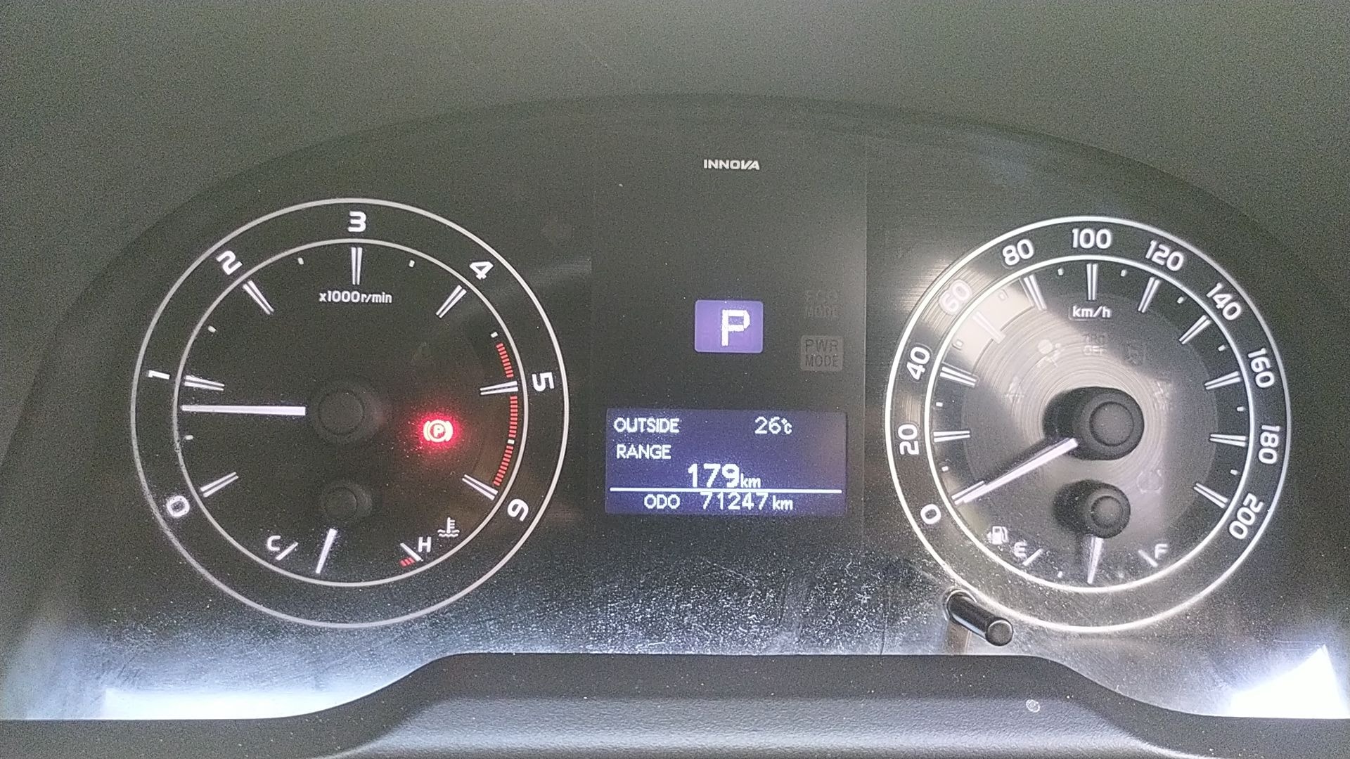 Innova Crysta image 16 Innova Crysta image 16