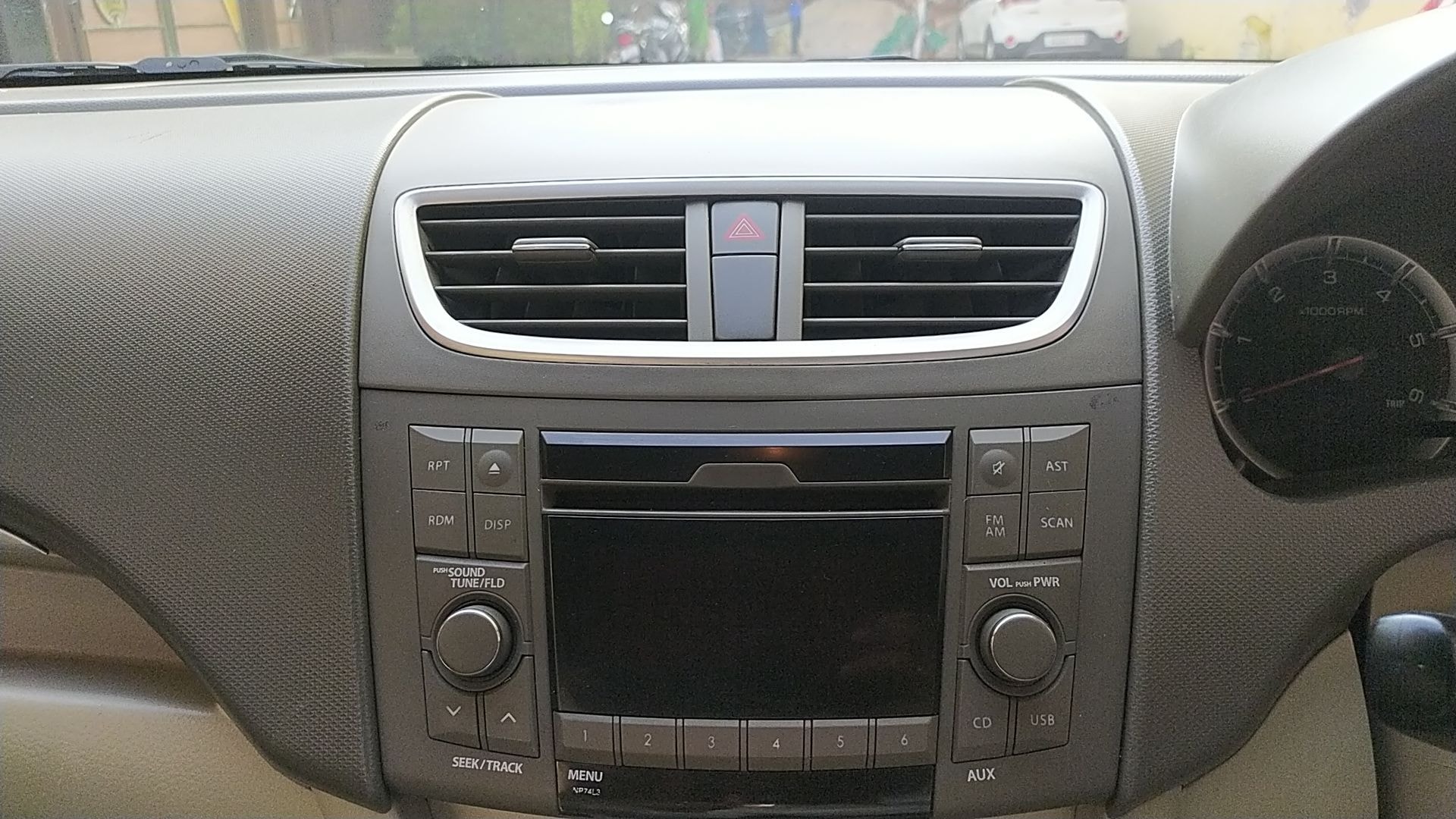 Ertiga image 17 Ertiga image 17