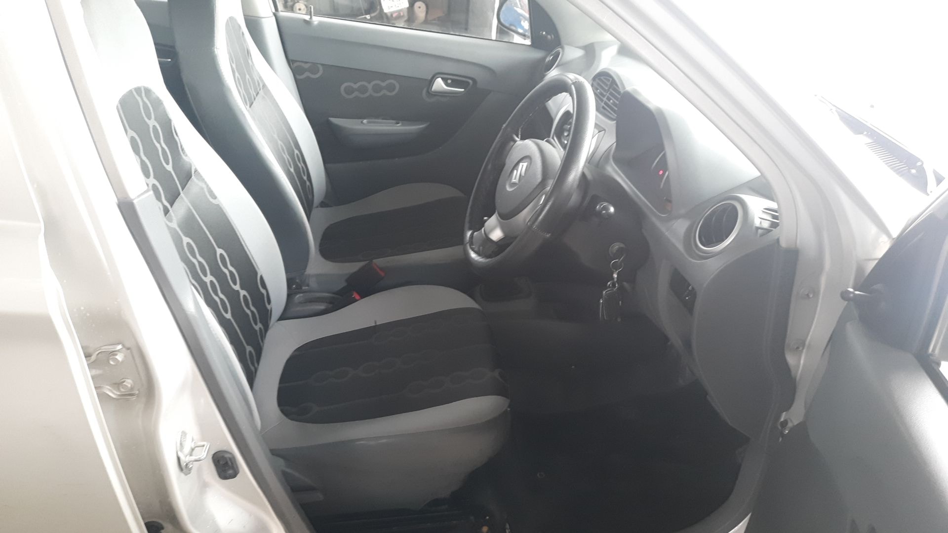 Alto 800 image 19 Alto 800 image 19