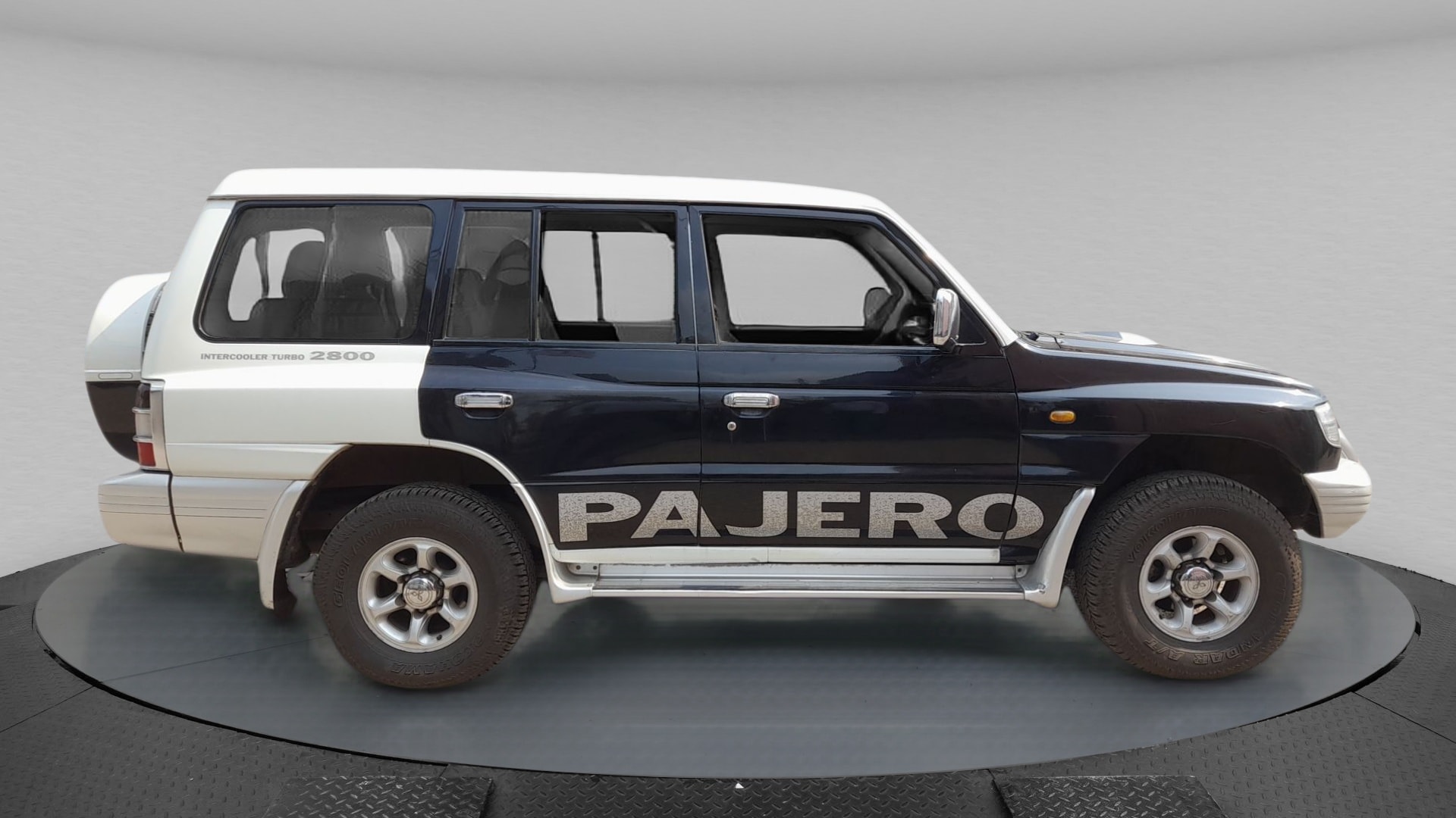 Pajero image 7 Pajero image 7