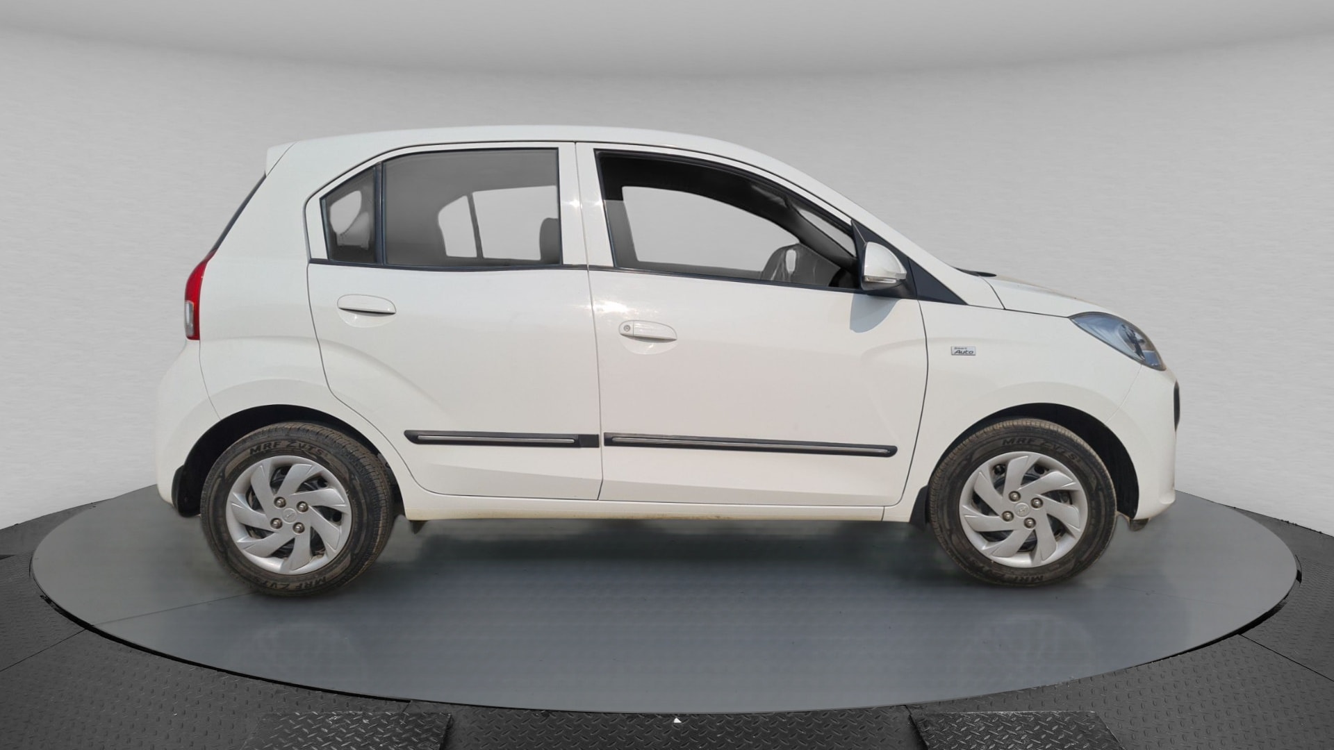 New Santro image 7 New Santro image 7