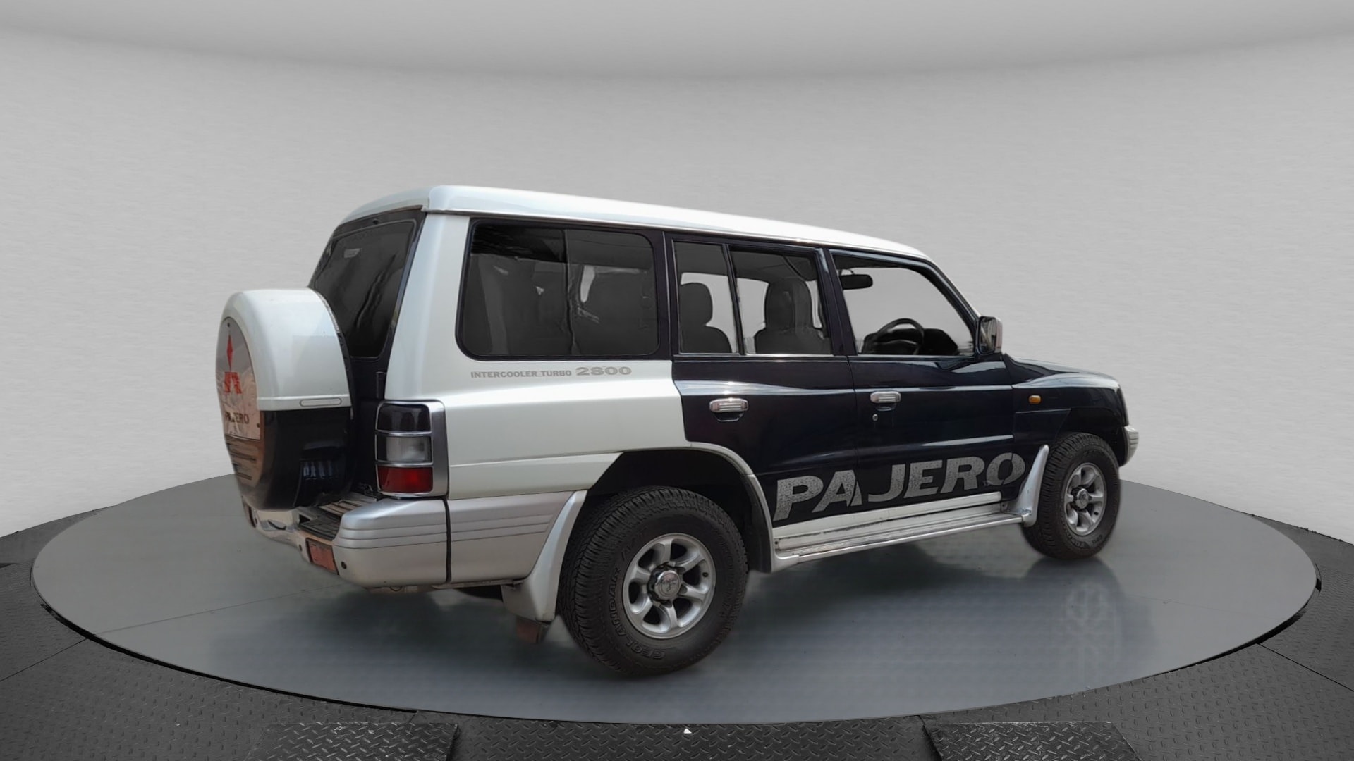 Pajero image 6 Pajero image 6