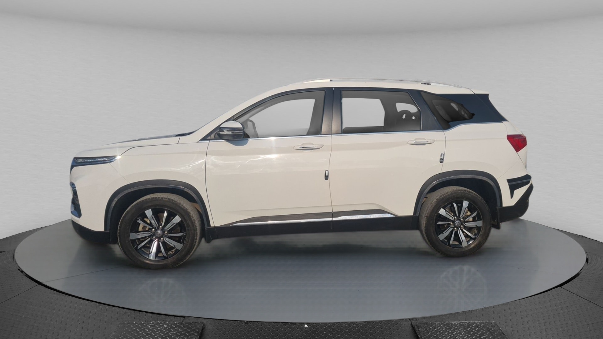 Hector image 2 Hector image 2