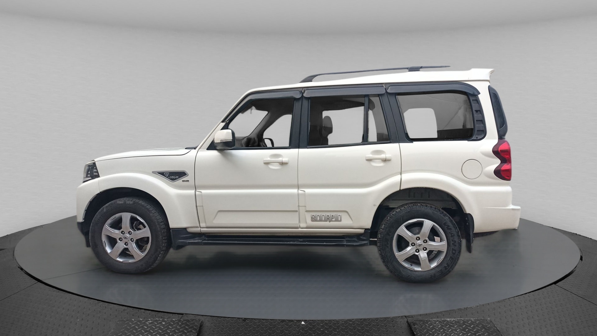 Scorpio image 2 Scorpio image 2