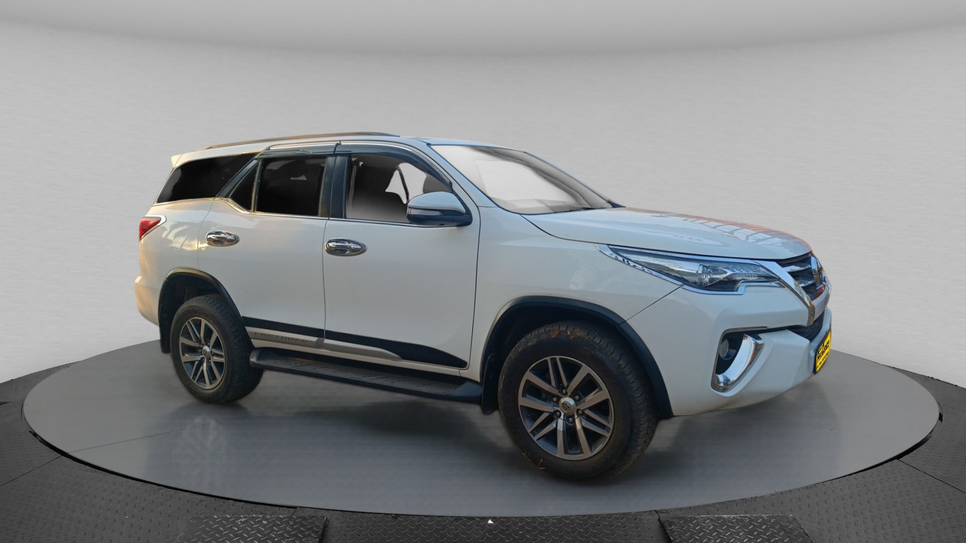 Fortuner image 9 Fortuner image 9