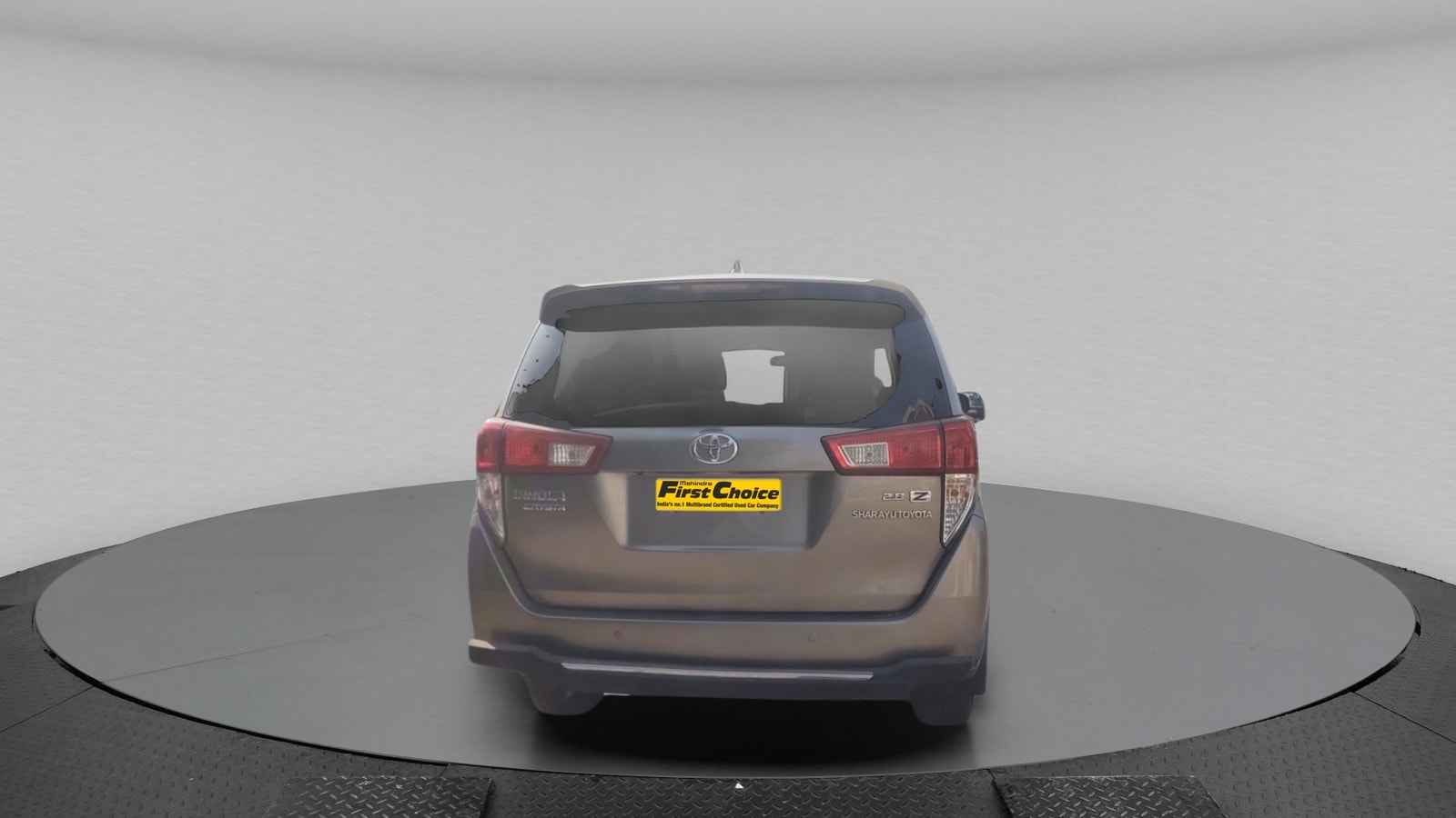 Innova Crysta image 6 Innova Crysta image 6