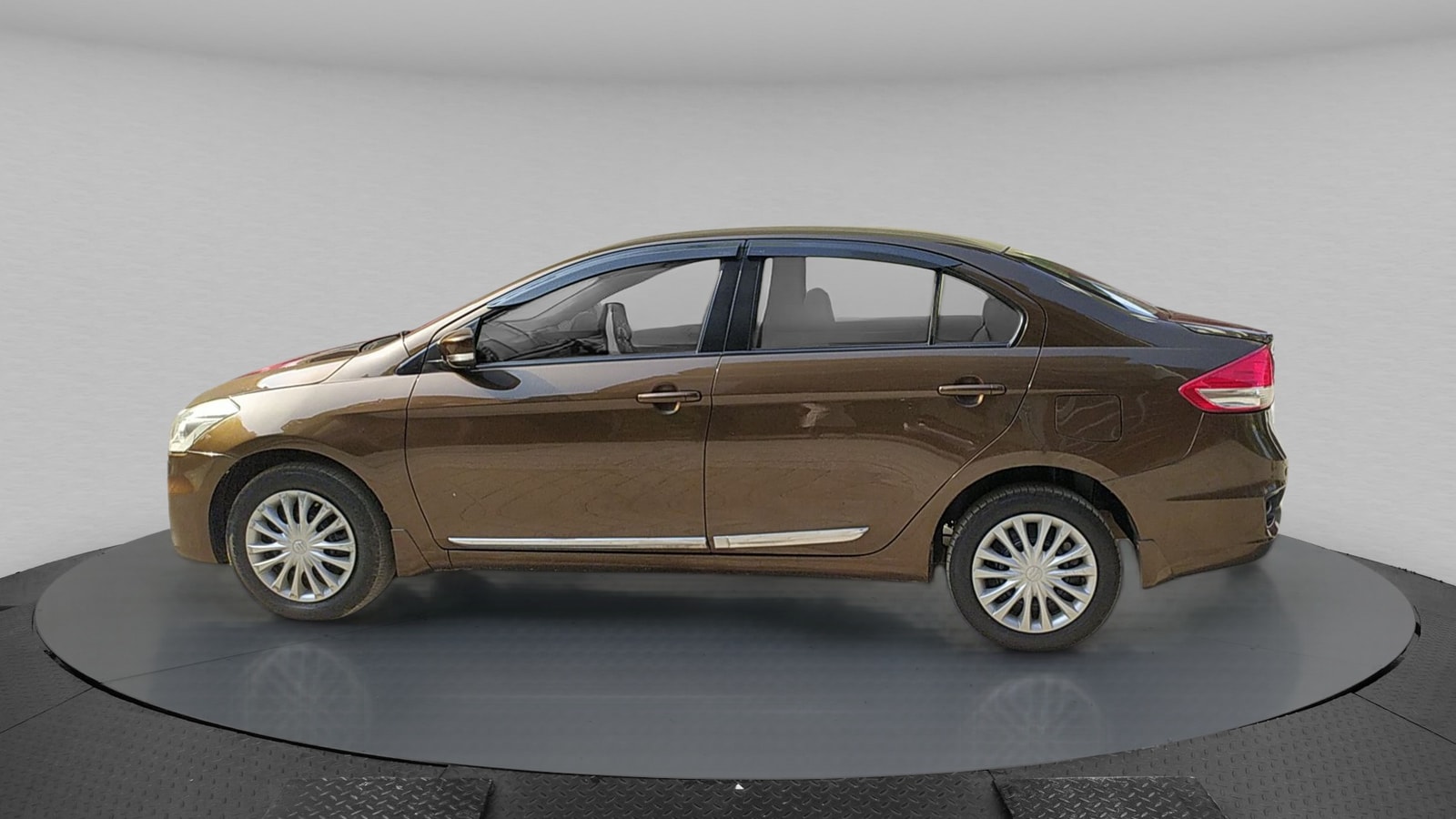 Ciaz image 2 Ciaz image 2