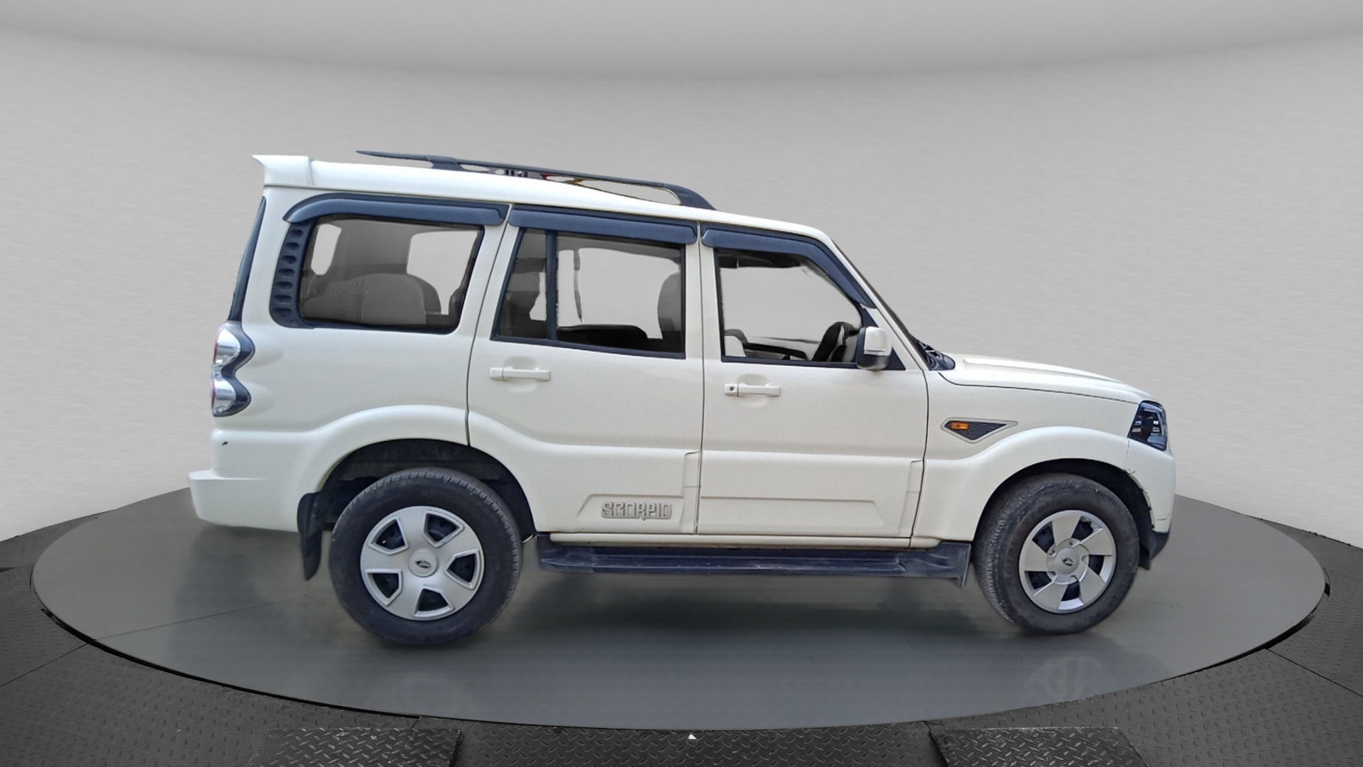 Scorpio image 7 Scorpio image 7