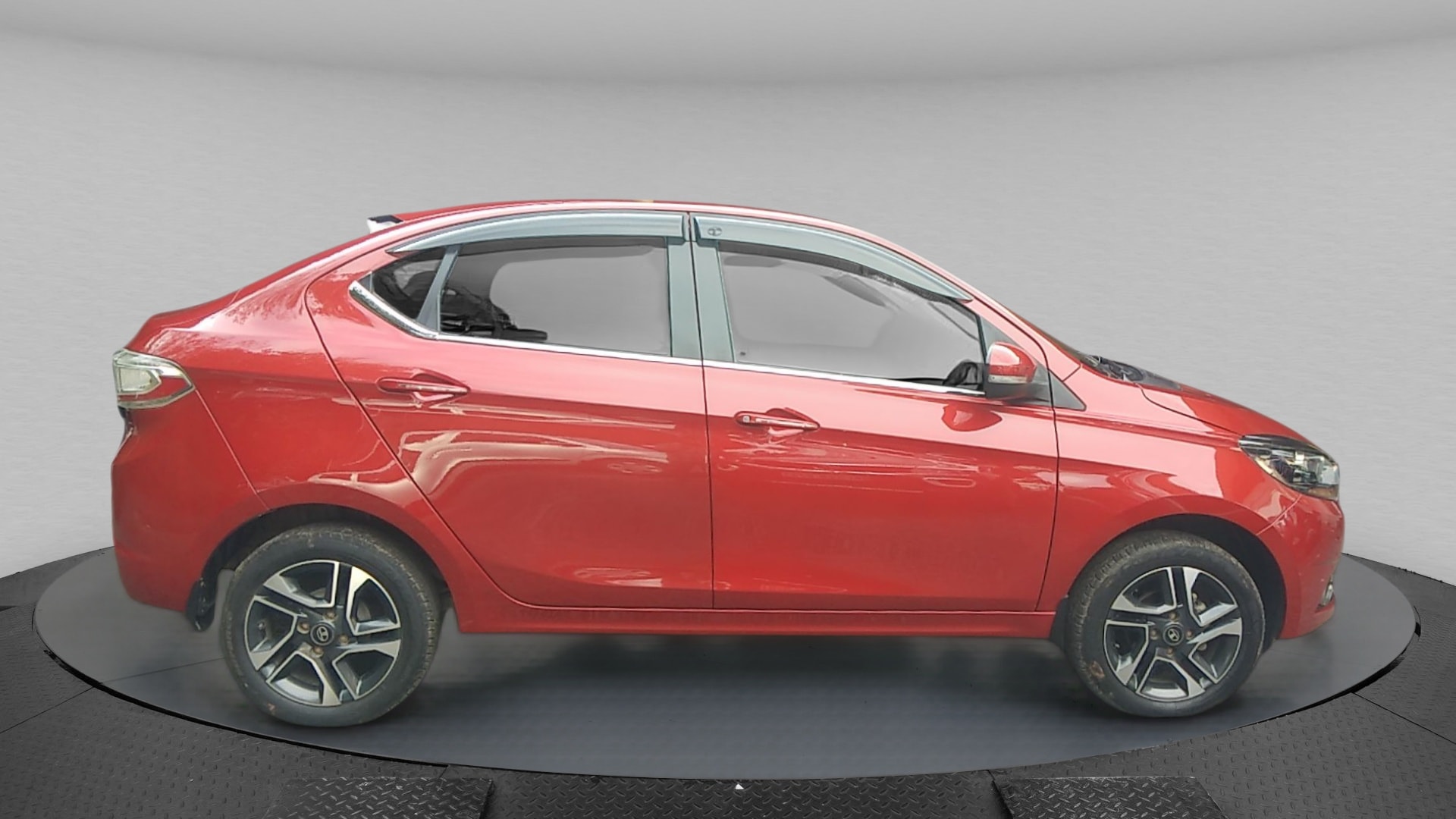 Tigor image 6 Tigor image 6