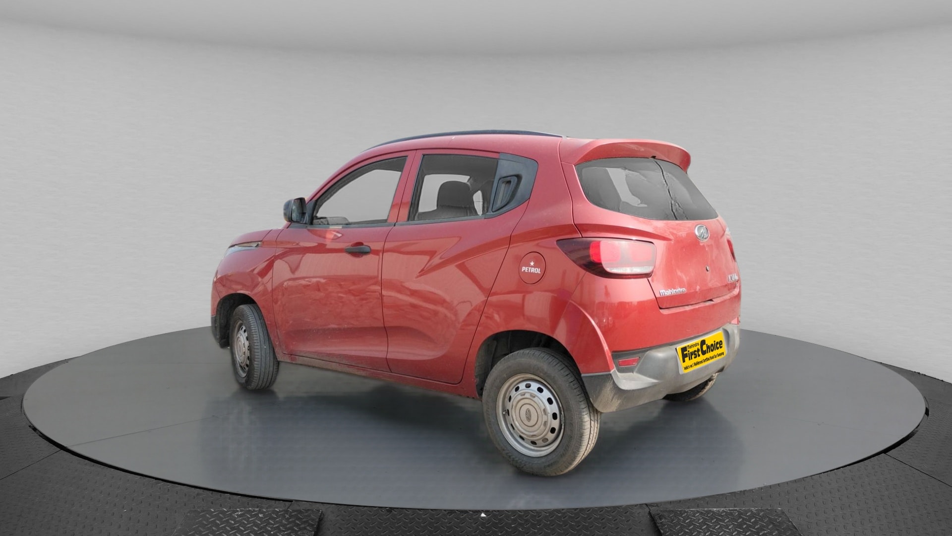 KUV100 image 3 KUV100 image 3