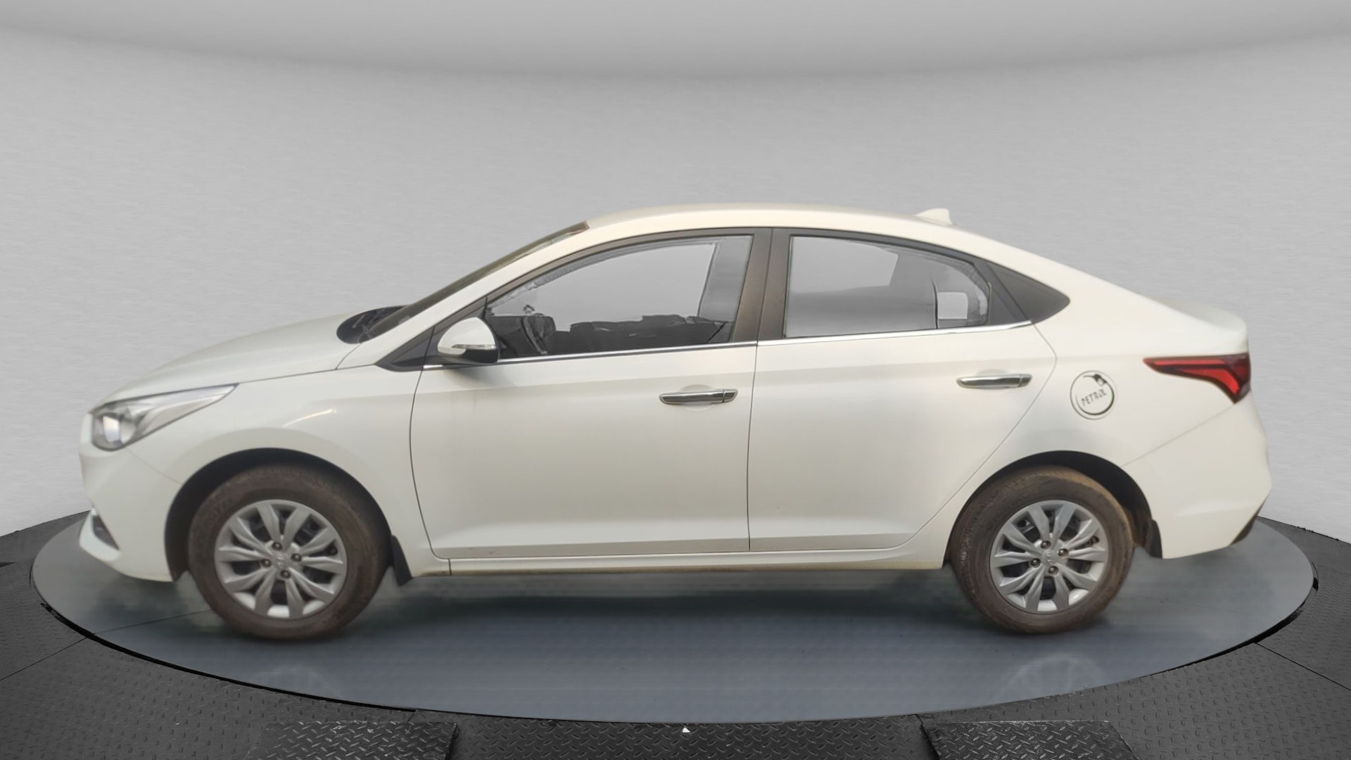 Verna image 2 Verna image 2