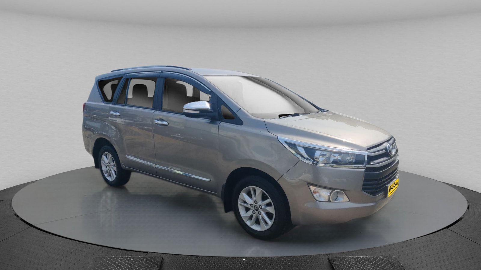 Innova Crysta image 8 Innova Crysta image 8