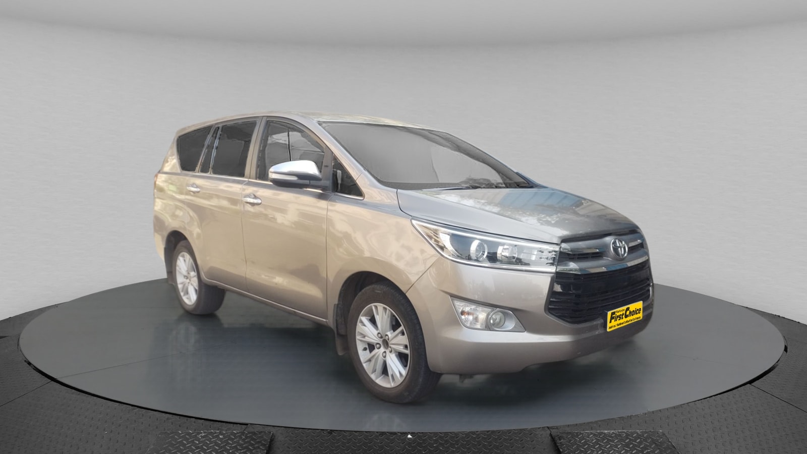 Innova Crysta image 14 Innova Crysta image 14