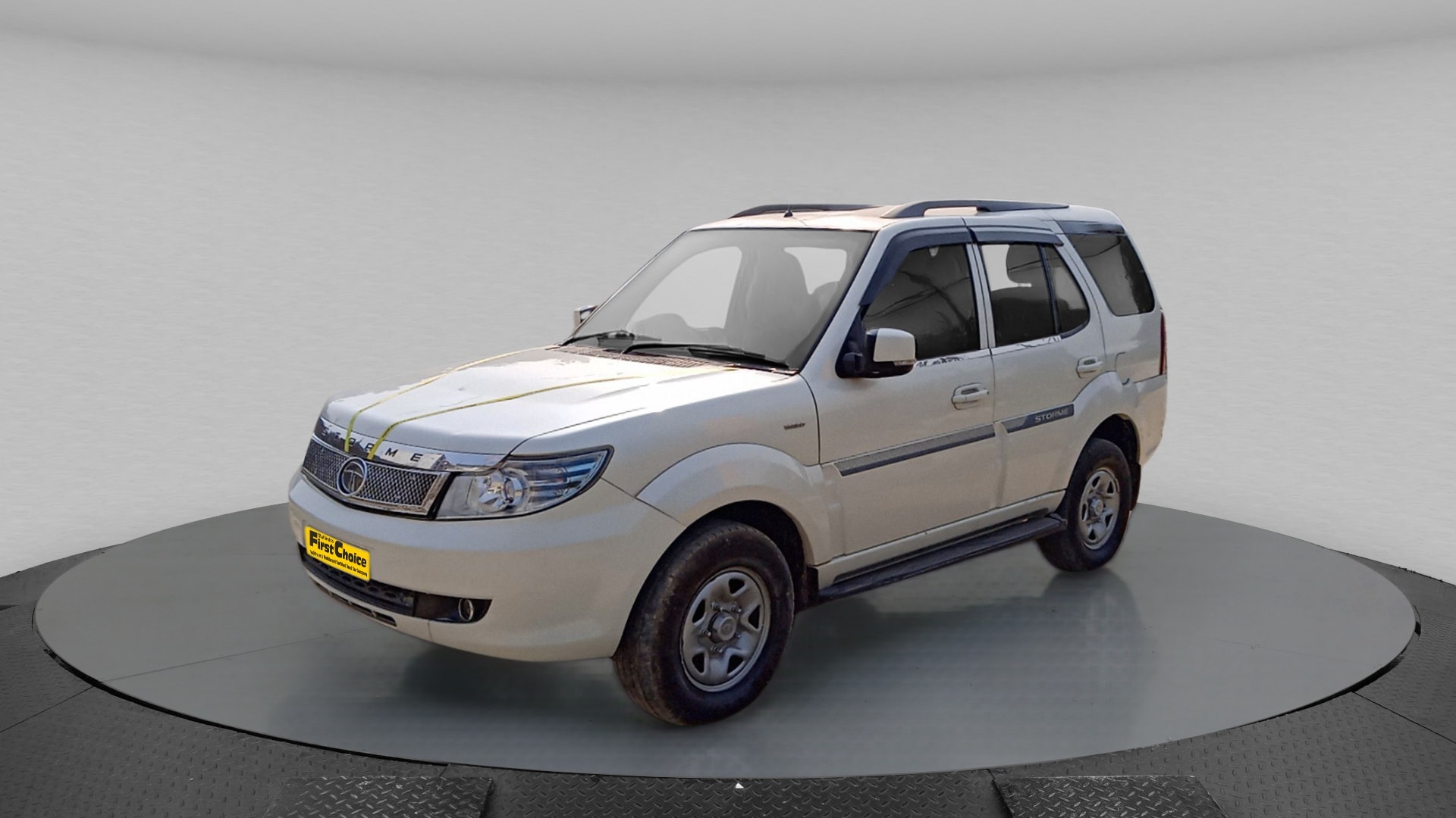 Safari Storme image 1 Safari Storme image 1