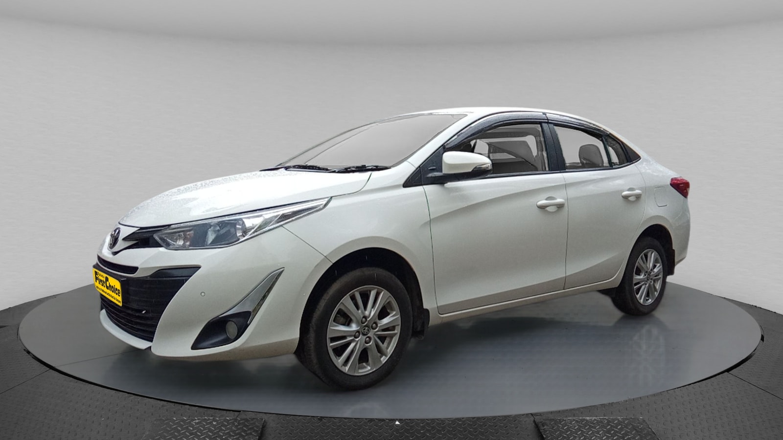 Yaris image 1 Yaris image 1