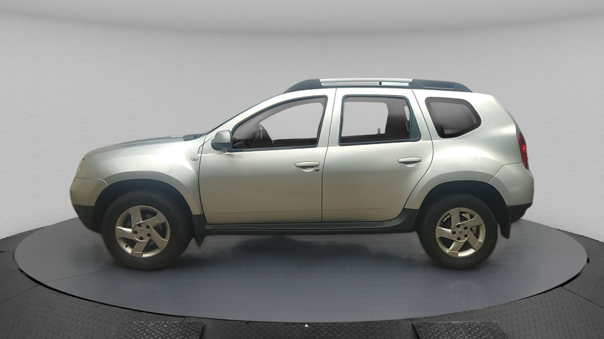 Duster image 2 Duster image 2