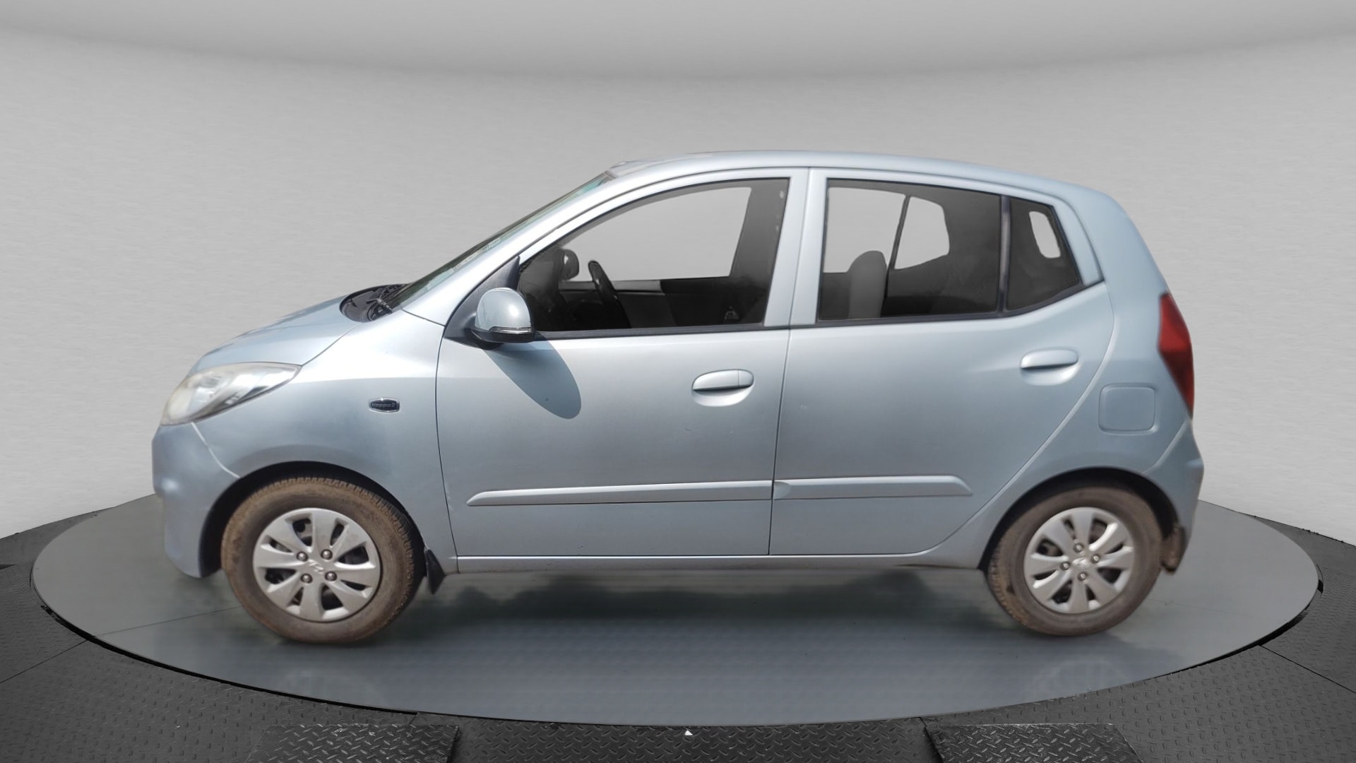 i10 image 2 i10 image 2