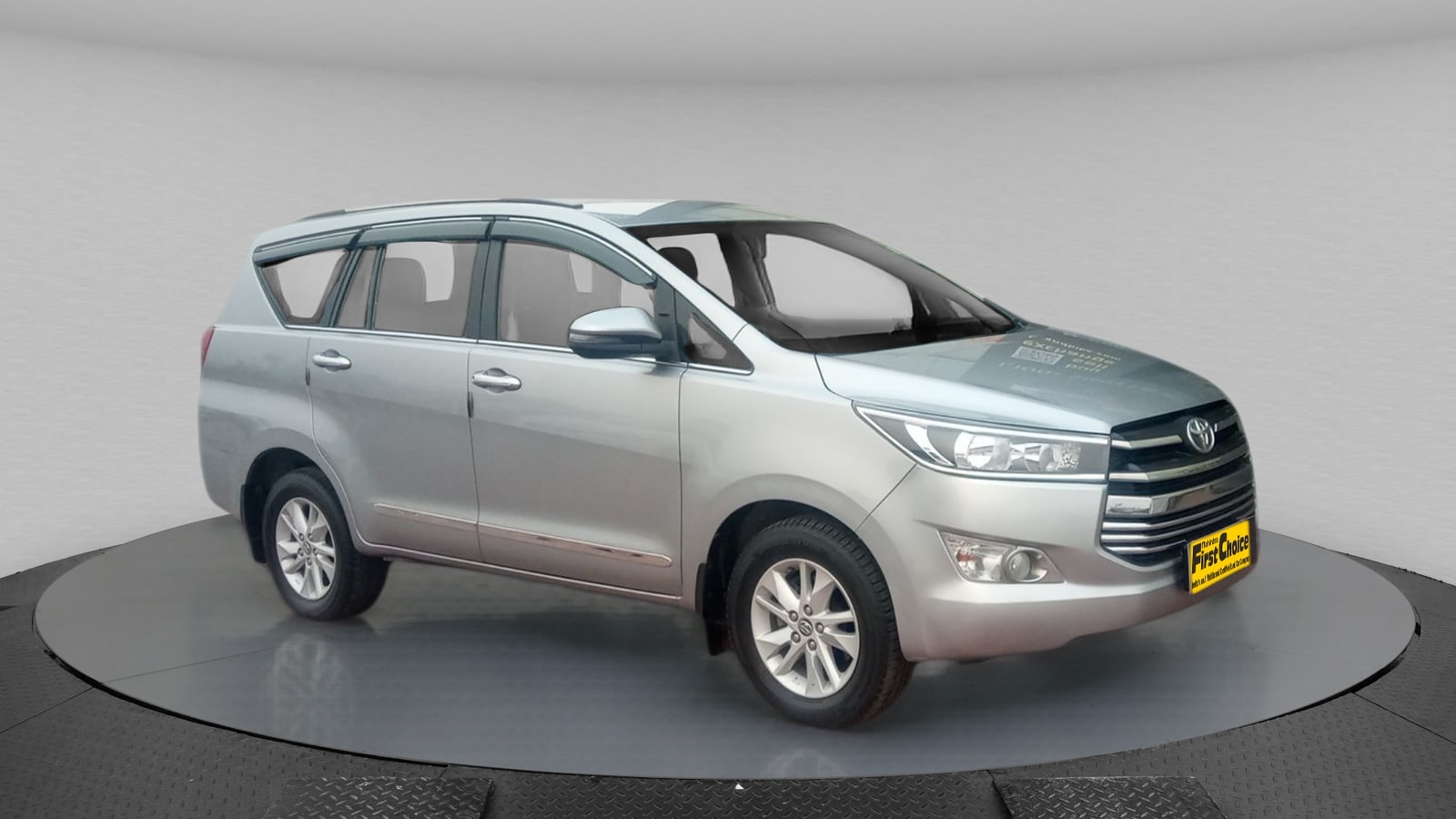 Innova Crysta image 8 Innova Crysta image 8