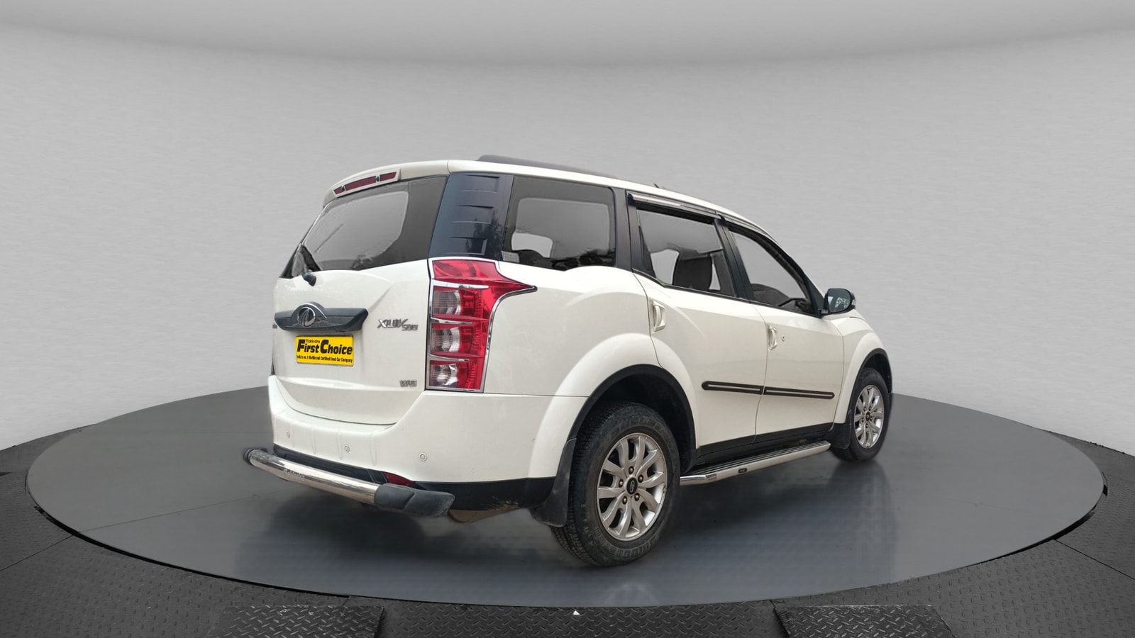 XUV500 image 6 XUV500 image 6