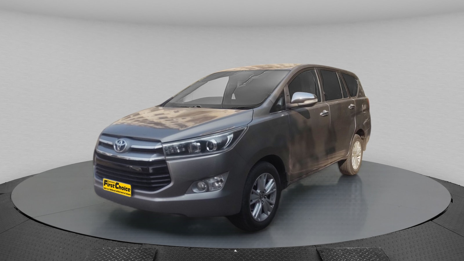 Innova Crysta image 1 Innova Crysta image 1