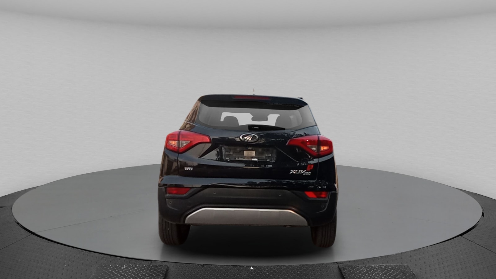 XUV300 image 4 XUV300 image 4