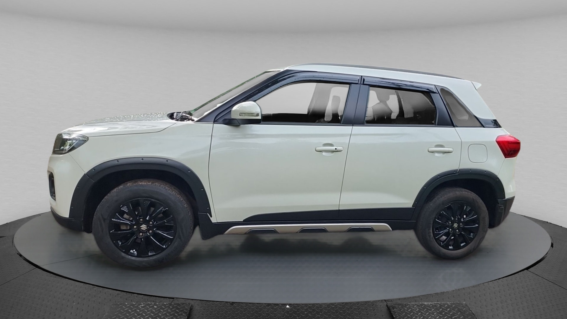 Vitara Brezza image 2 Vitara Brezza image 2