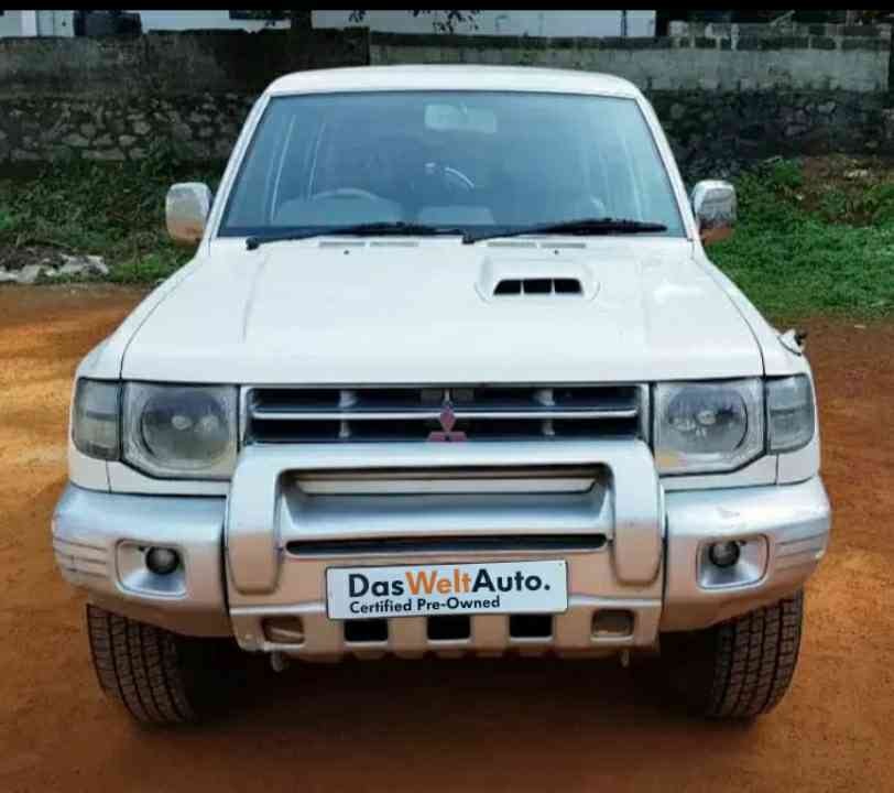 Pajero Sport image 1 Pajero Sport image 1