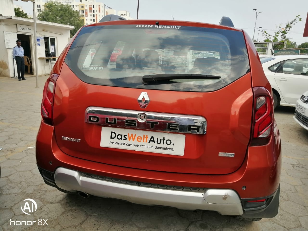 Duster image 4 Duster image 4