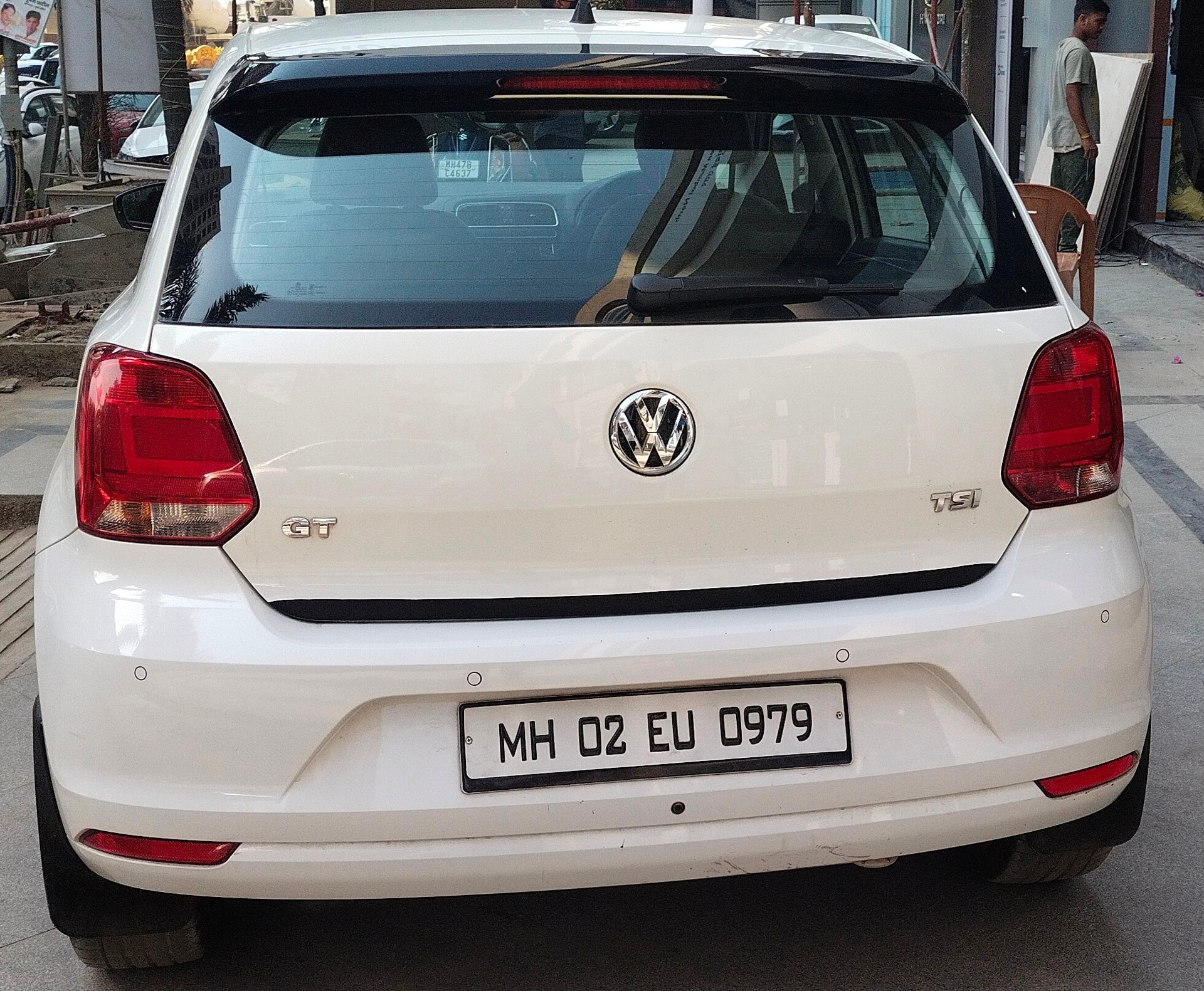 Polo image 4 Polo image 4