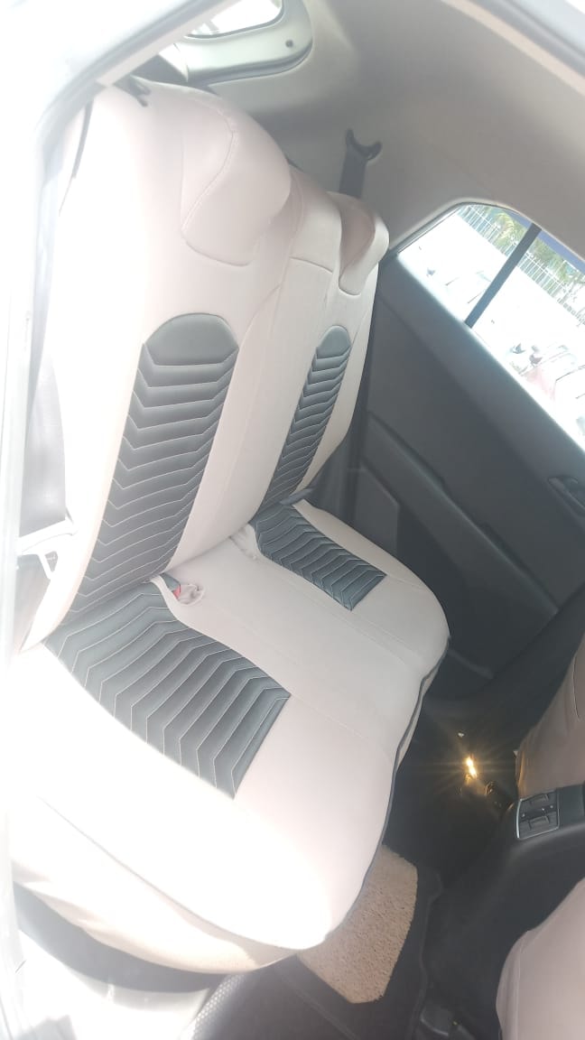 XUV500 image 10 XUV500 image 10