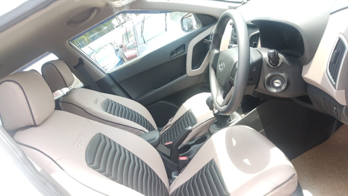 XUV500 image 11 XUV500 image 11