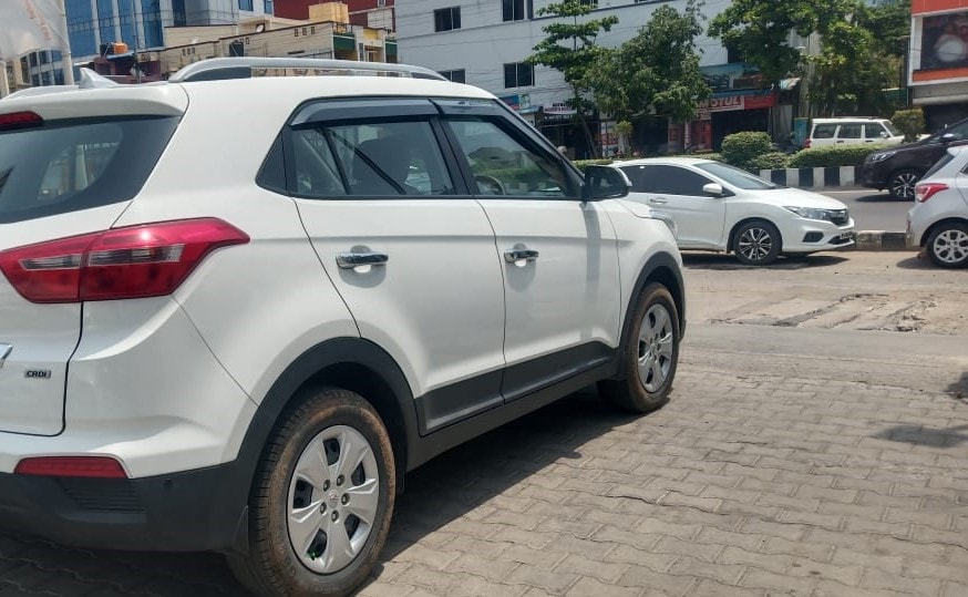 XUV500 image 6 XUV500 image 6